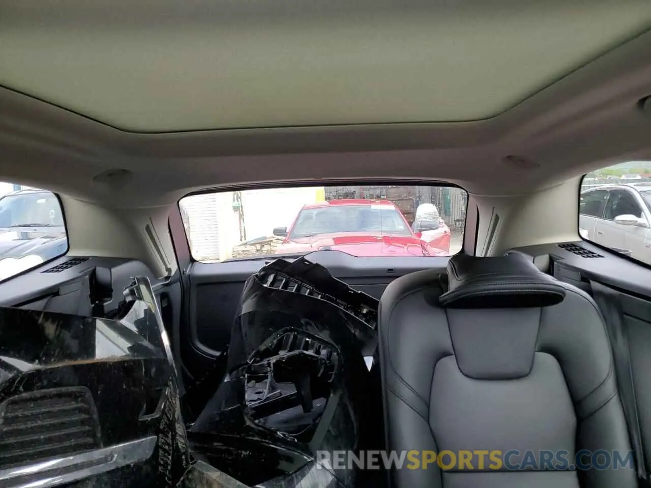 10 Photograph of a damaged car YV4L12RKXP1331650 VOLVO XC60 CORE 2023