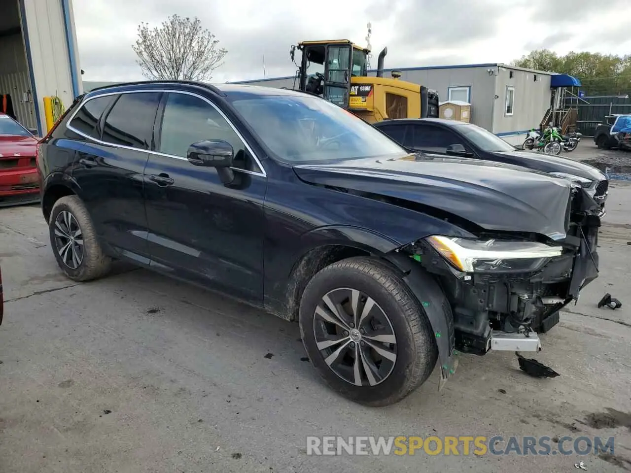 4 Photograph of a damaged car YV4L12RKXP1331650 VOLVO XC60 CORE 2023