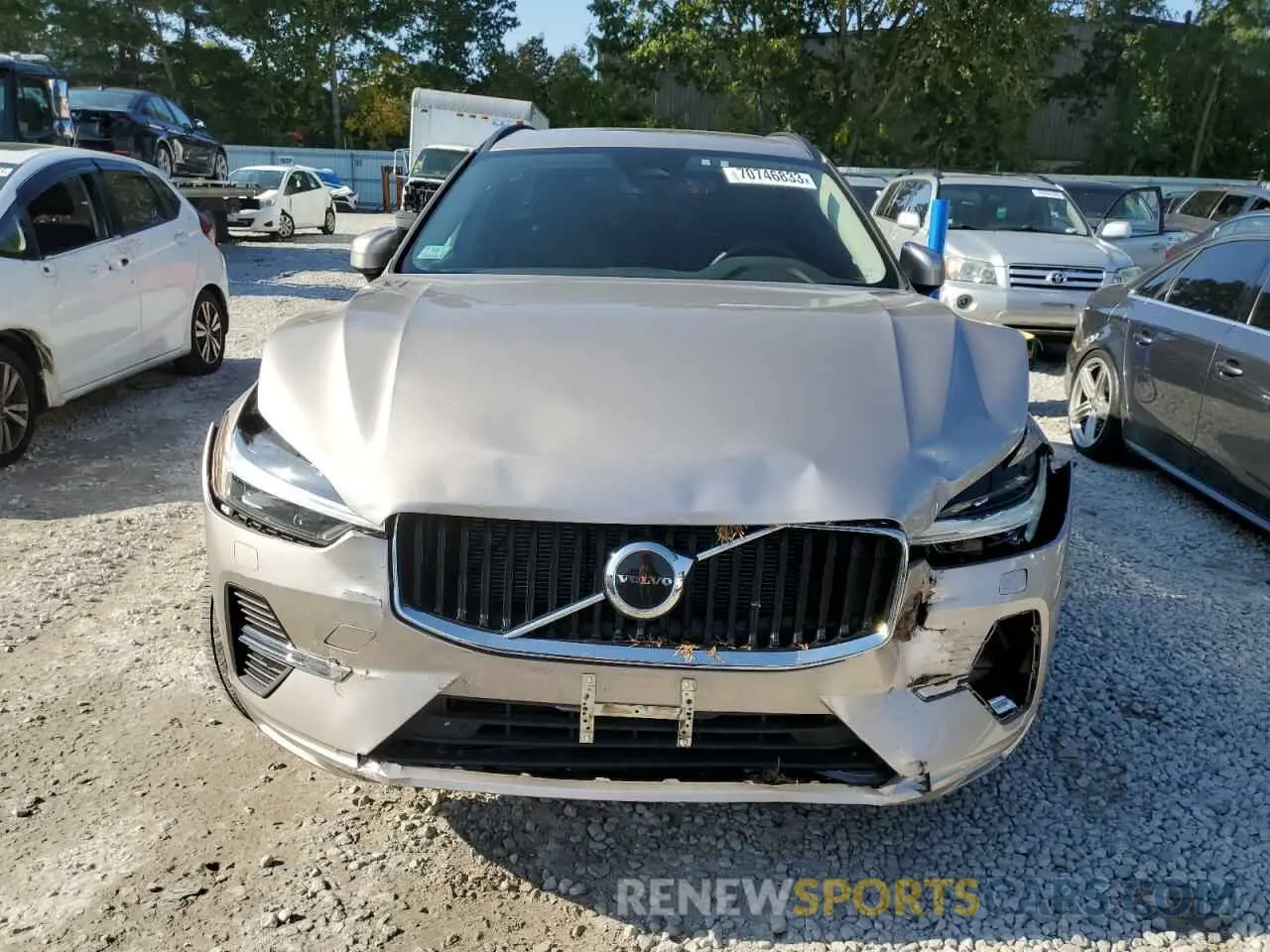 5 Photograph of a damaged car YV4L12RV5P1203777 VOLVO XC60 CORE 2023