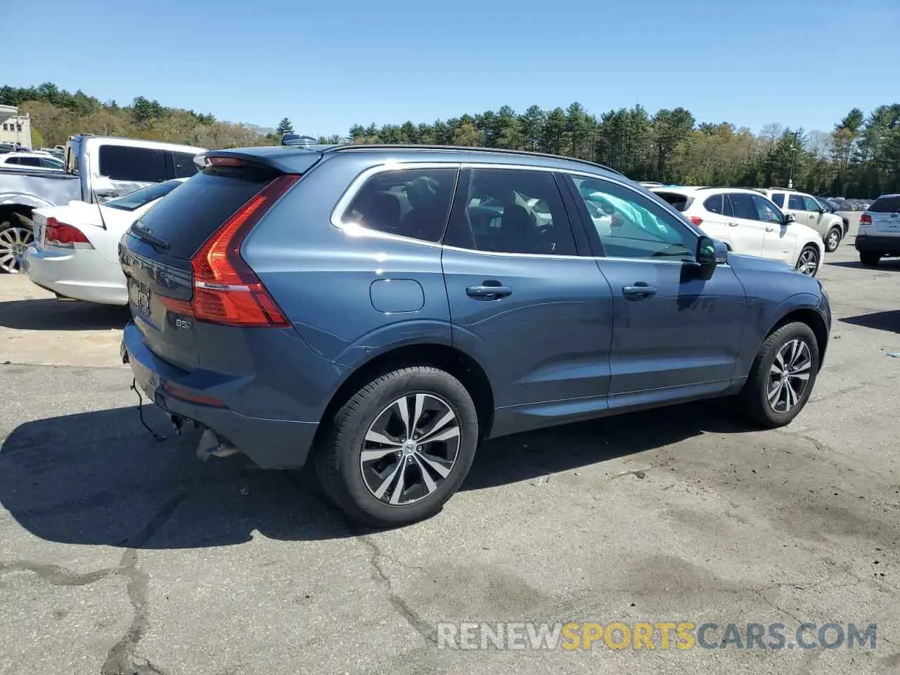 3 Photograph of a damaged car YV4L12RV9P1321315 VOLVO XC60 CORE 2023