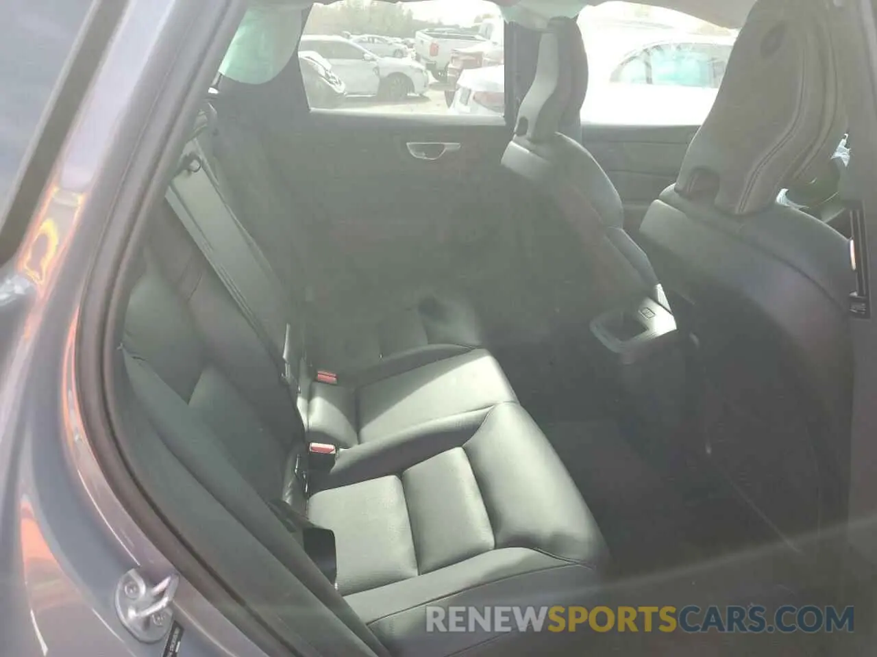 11 Photograph of a damaged car YV4L12RK3R1762883 VOLVO XC60 CORE 2024