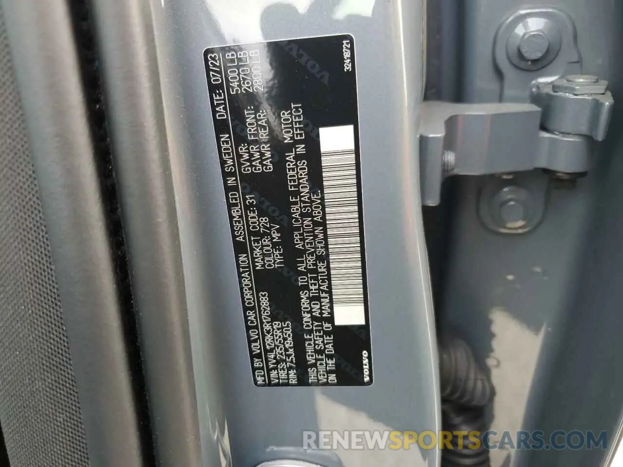 13 Photograph of a damaged car YV4L12RK3R1762883 VOLVO XC60 CORE 2024