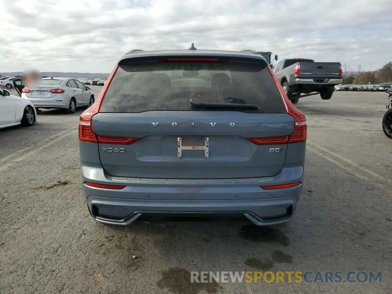 6 Photograph of a damaged car YV4L12RK3R1762883 VOLVO XC60 CORE 2024
