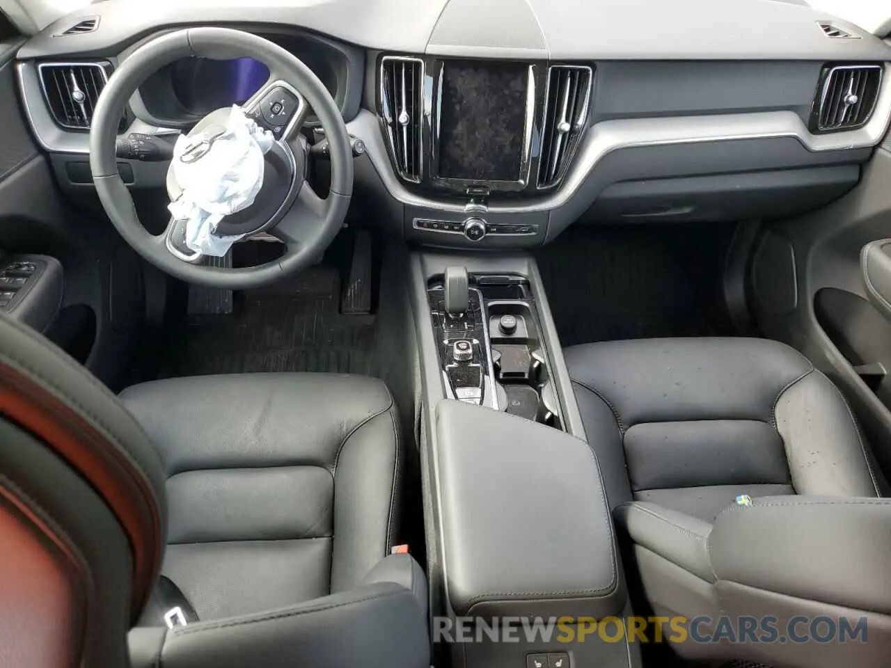 8 Photograph of a damaged car YV4L12RK3R1762883 VOLVO XC60 CORE 2024