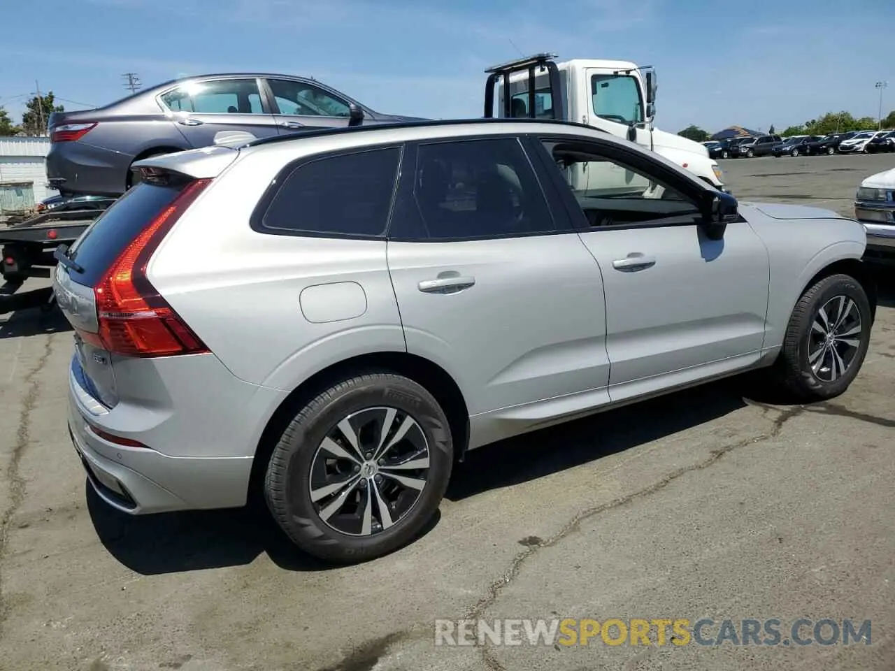 3 Photograph of a damaged car YV4L12RK3R1835993 VOLVO XC60 CORE 2024