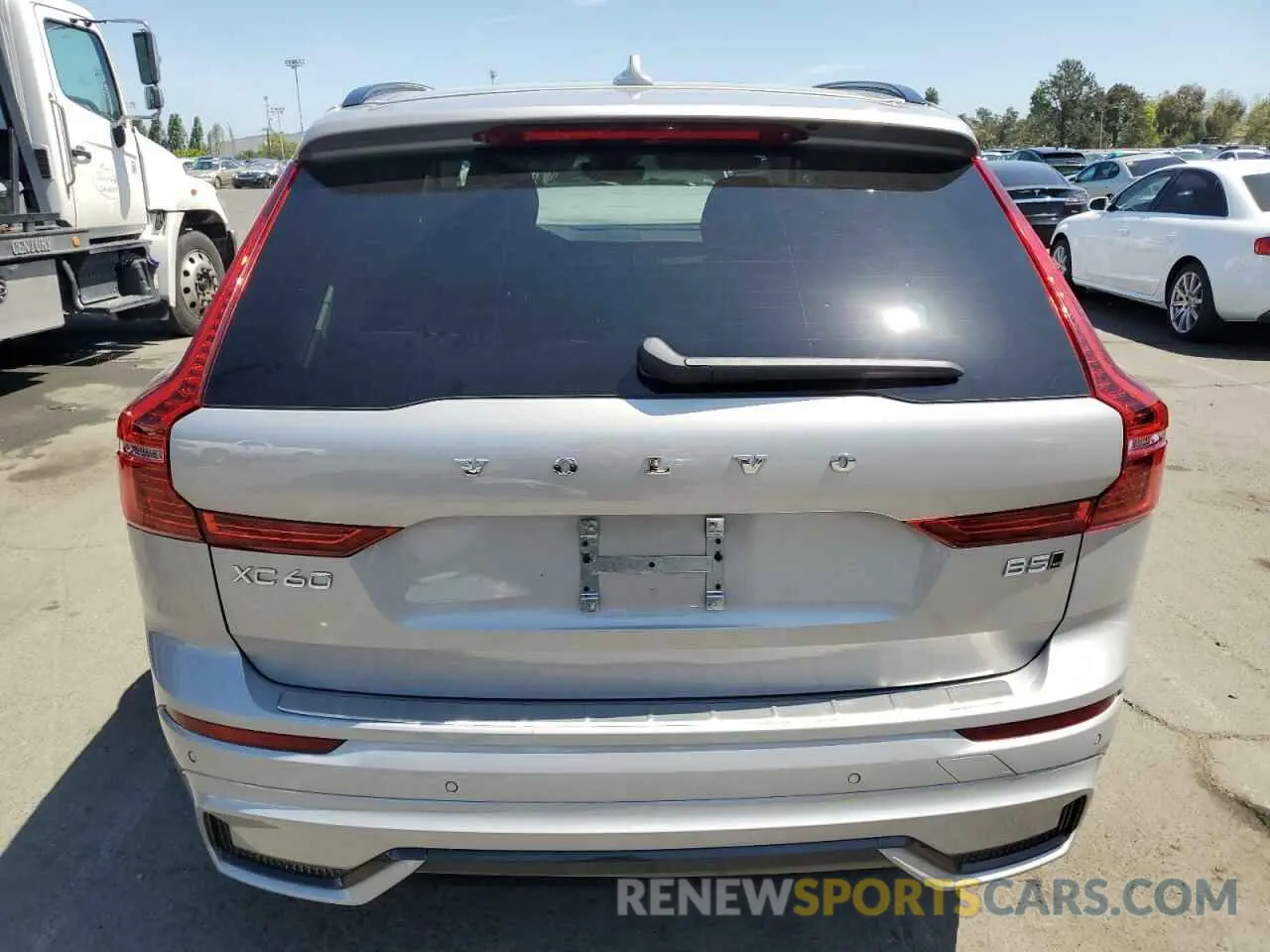 6 Photograph of a damaged car YV4L12RK3R1835993 VOLVO XC60 CORE 2024