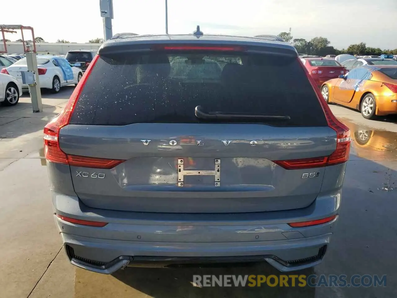 6 Photograph of a damaged car YV4L12RK4R1800539 VOLVO XC60 CORE 2024