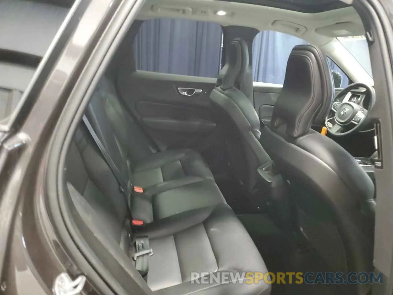 11 Photograph of a damaged car YV4L12RK4R1829376 VOLVO XC60 CORE 2024