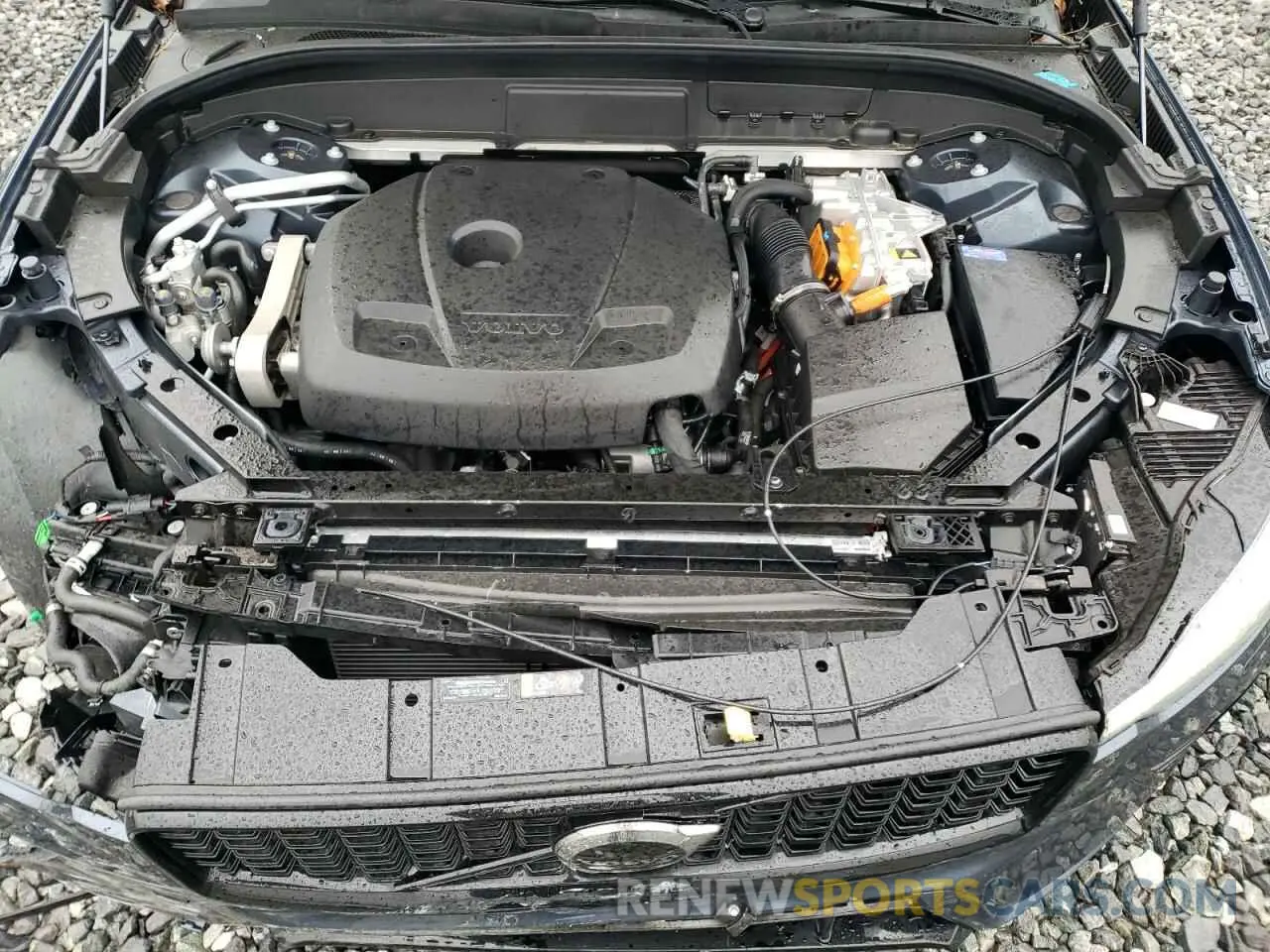 12 Photograph of a damaged car YV4H60RJ1S1012813 VOLVO XC60 CORE 2025