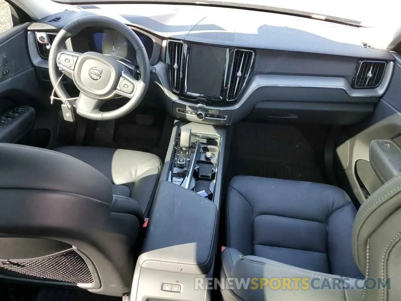 8 Photograph of a damaged car YV4M12RJ2S1108717 VOLVO XC60 CORE 2025