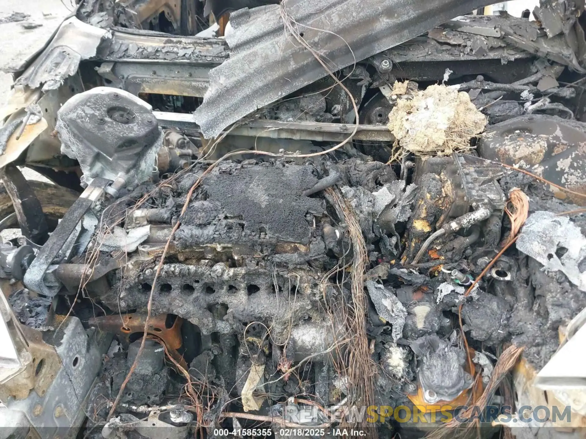 10 Photograph of a damaged car LYVBR0DL4KB234909 VOLVO XC60 HYBRID 2019