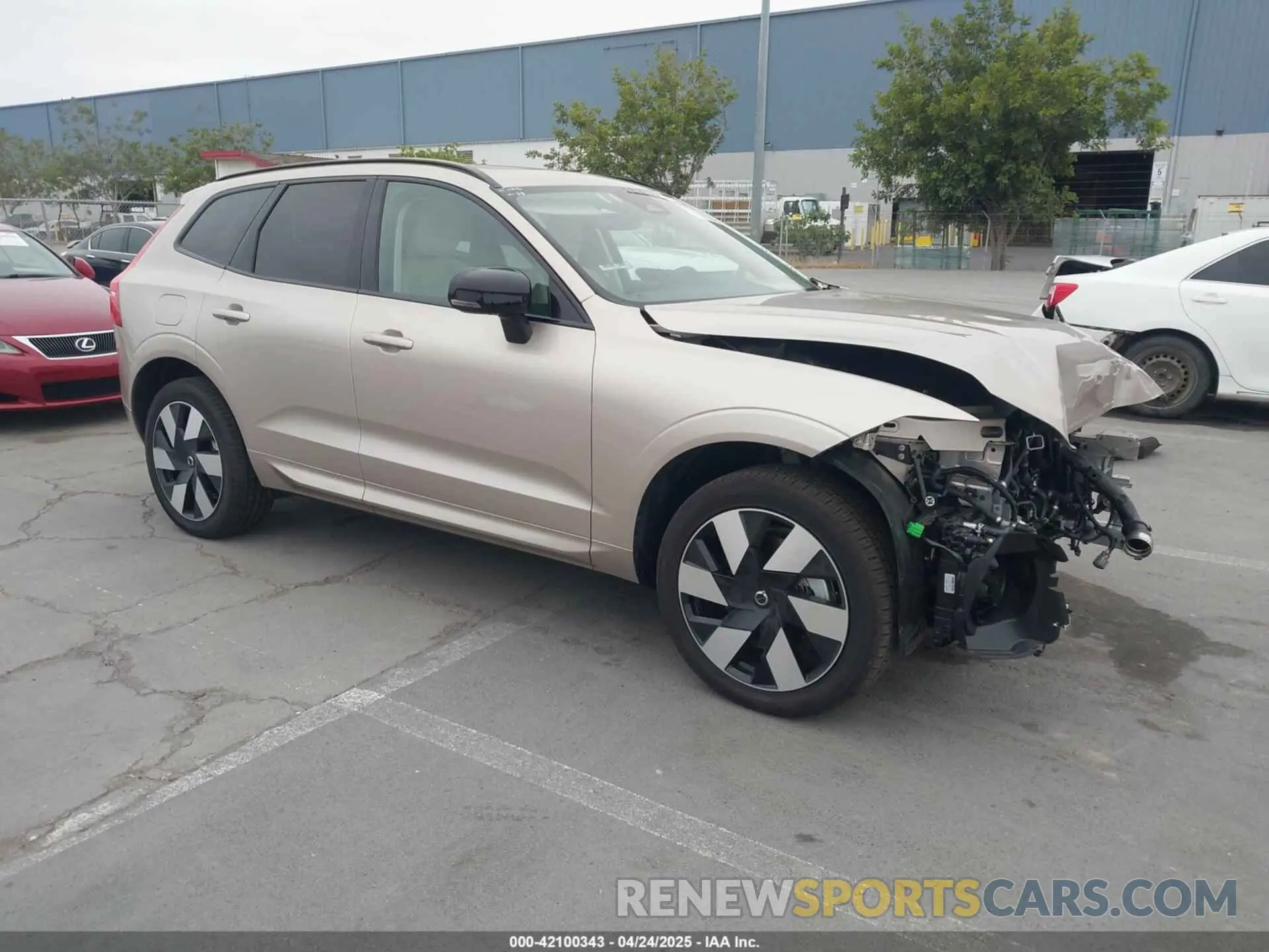 1 Photograph of a damaged car YV4H60RC7S1068305 VOLVO XC60 PLUG-IN HYBRID 2025