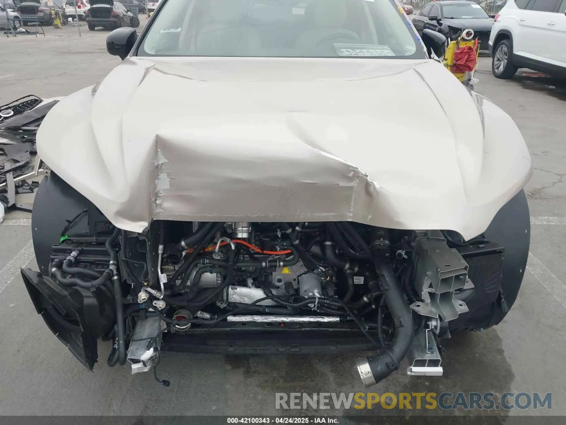 6 Photograph of a damaged car YV4H60RC7S1068305 VOLVO XC60 PLUG-IN HYBRID 2025
