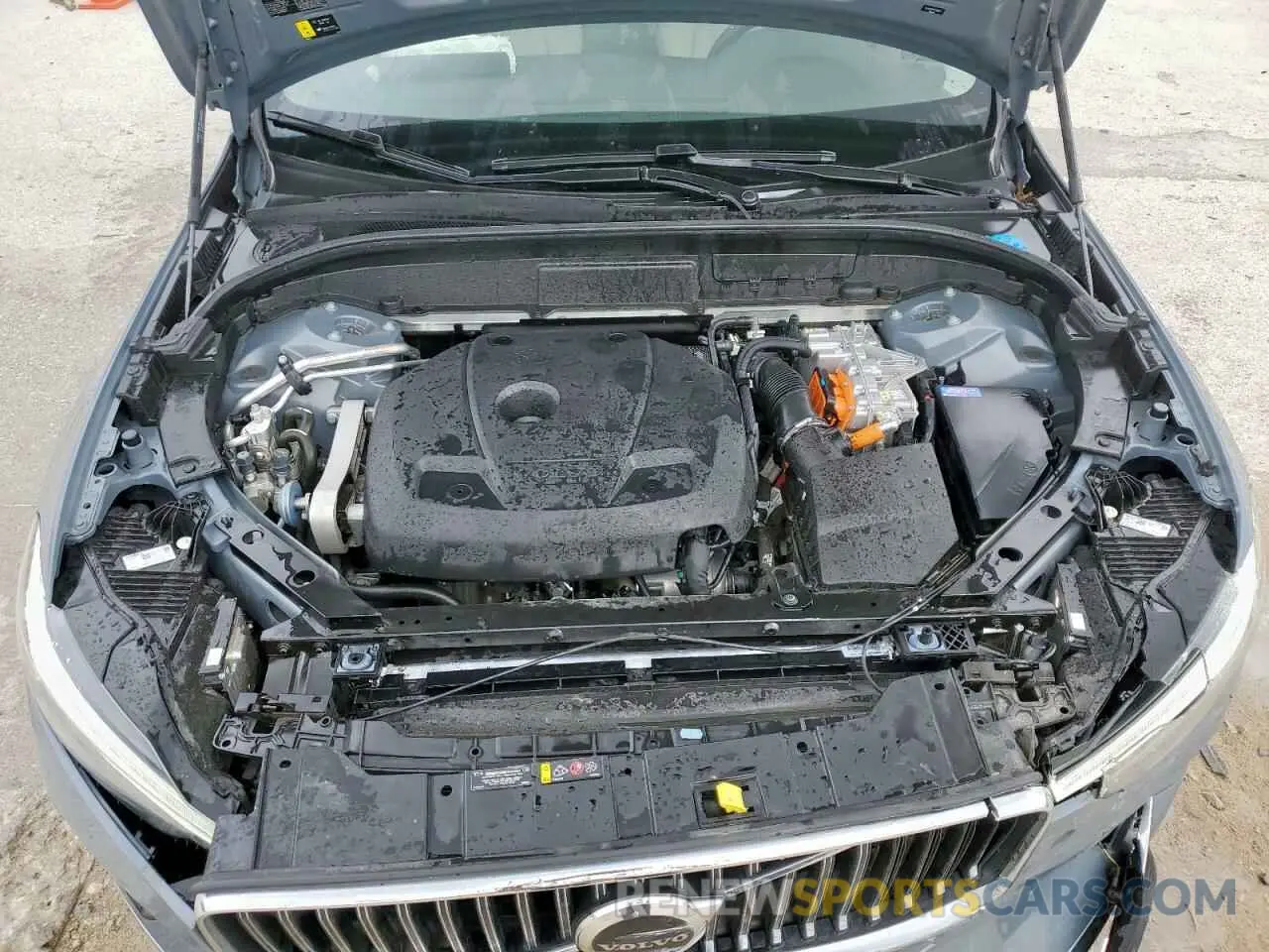 12 Photograph of a damaged car YV4H60DE4P1288825 VOLVO XC60 PLUS 2023