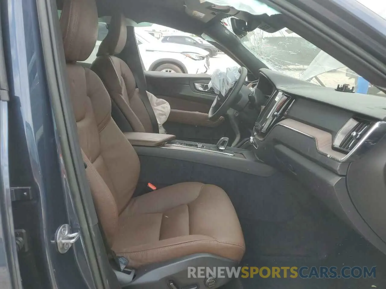 7 Photograph of a damaged car YV4H60DLXP1338593 VOLVO XC60 PLUS 2023