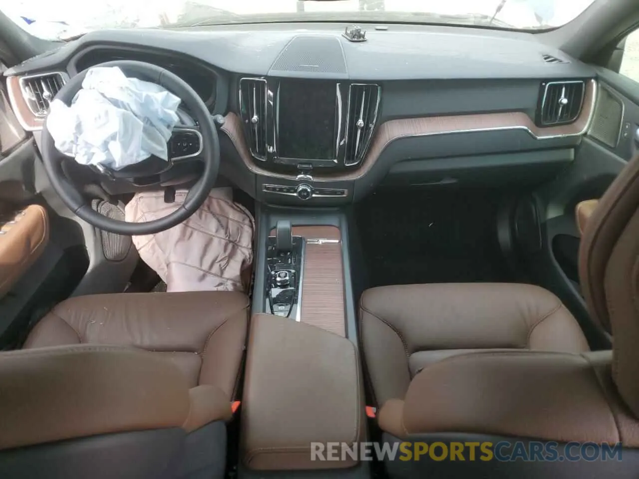 8 Photograph of a damaged car YV4H60DLXP1338593 VOLVO XC60 PLUS 2023