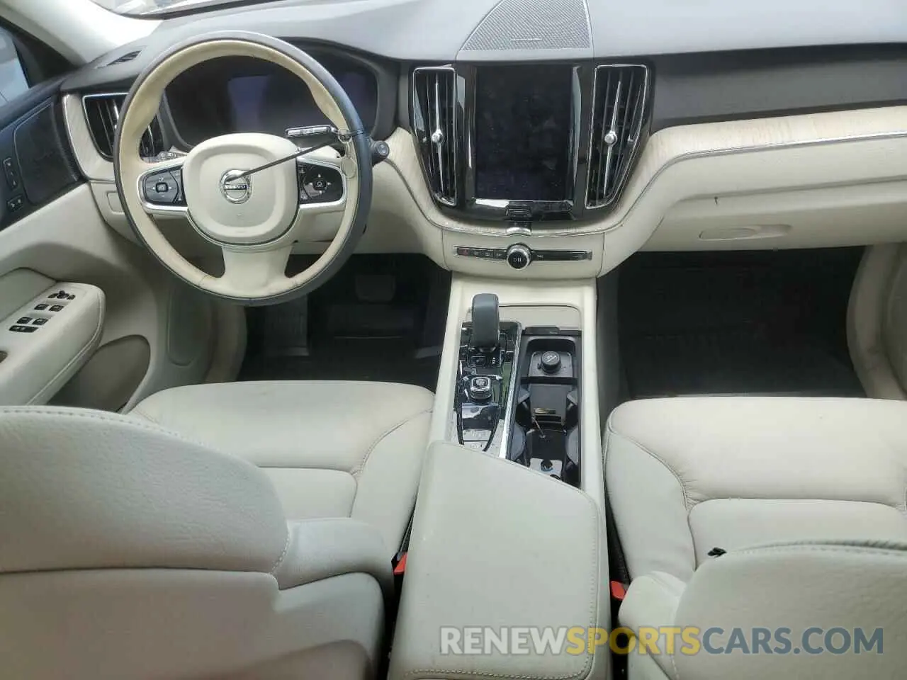 8 Photograph of a damaged car YV4L12DL8P1307573 VOLVO XC60 PLUS 2023