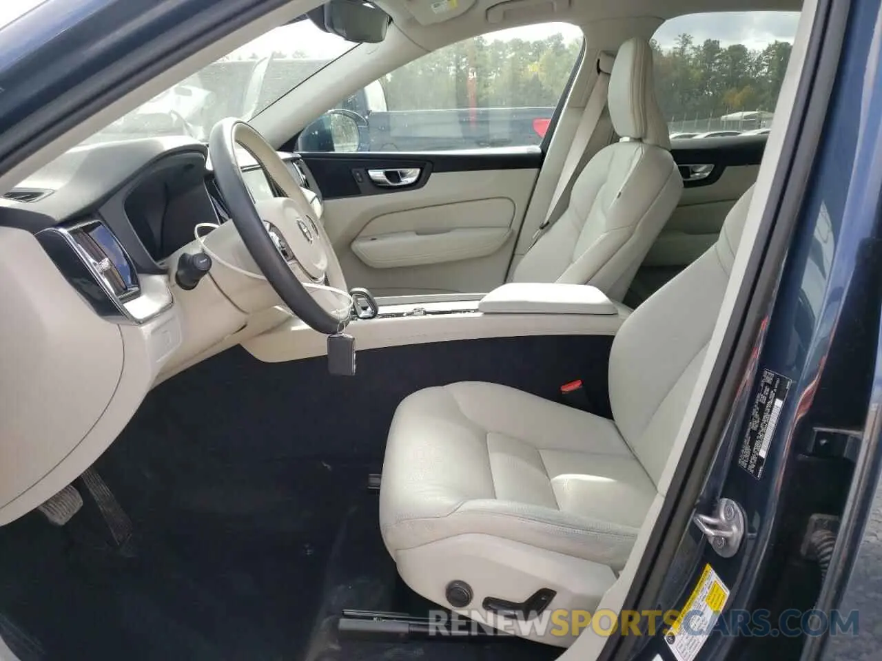 7 Photograph of a damaged car YV4L12DN0P1302014 VOLVO XC60 PLUS 2023