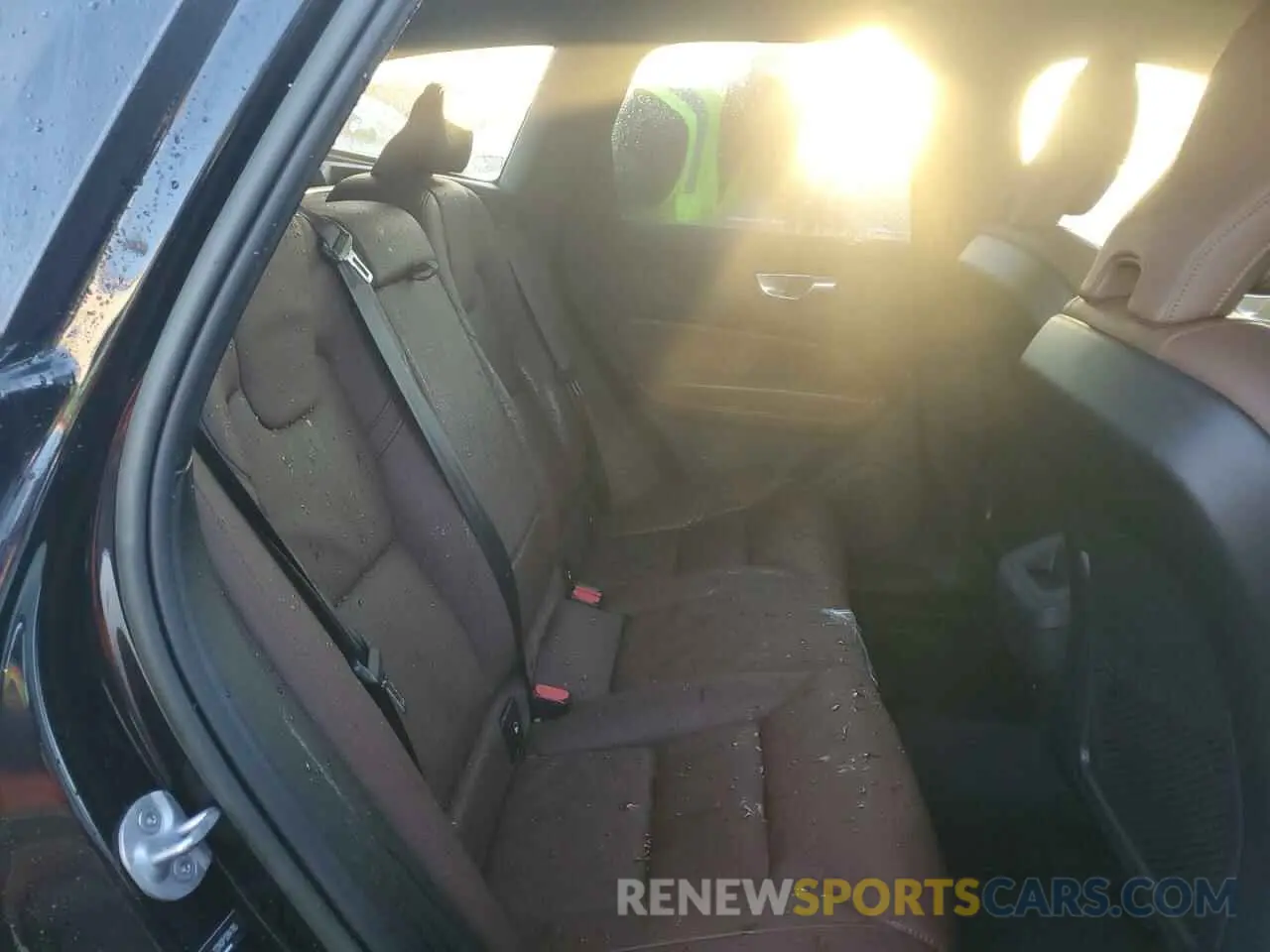 11 Photograph of a damaged car YV4L12DN3P1284785 VOLVO XC60 PLUS 2023