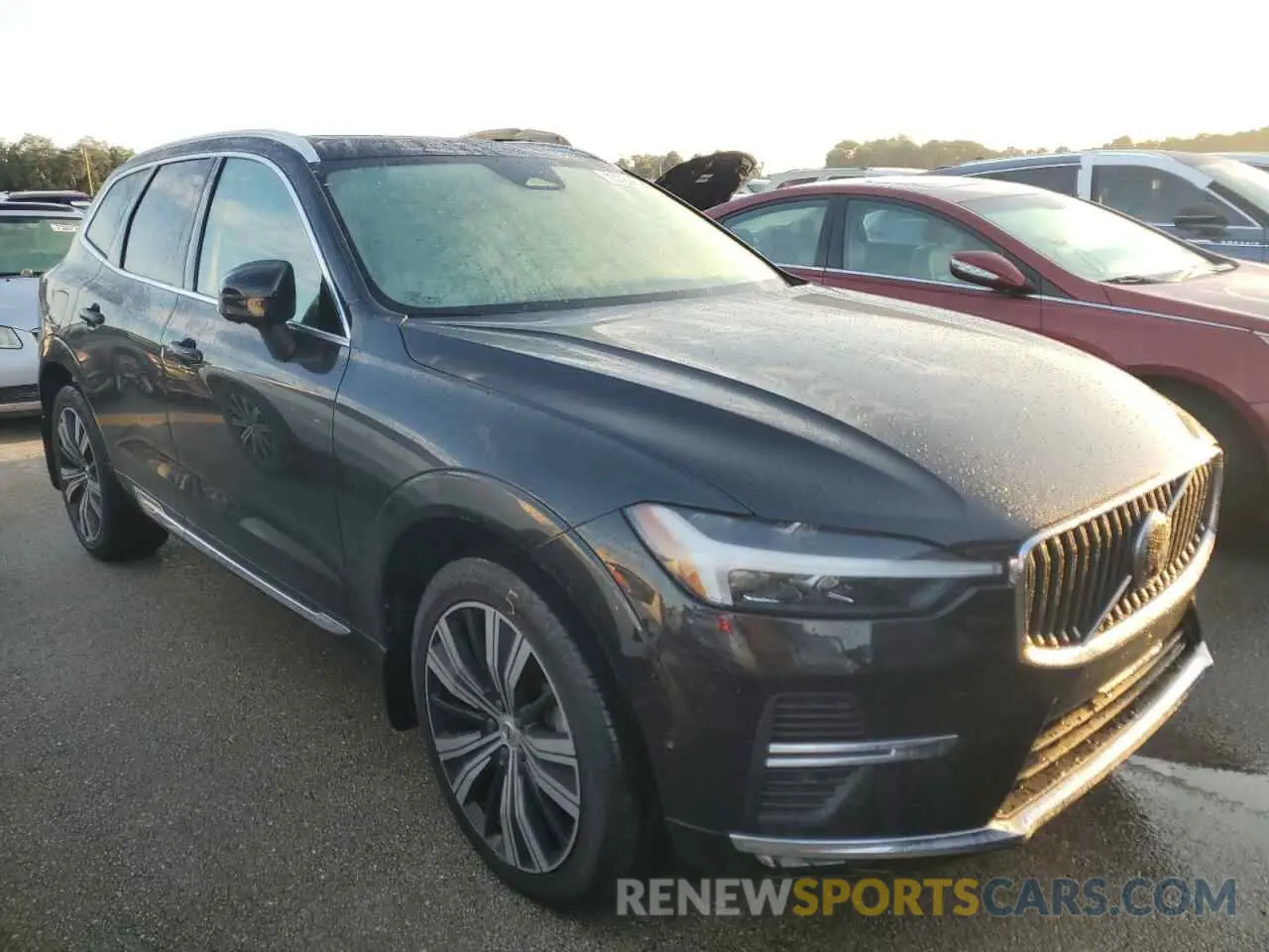4 Photograph of a damaged car YV4L12DN3P1284785 VOLVO XC60 PLUS 2023