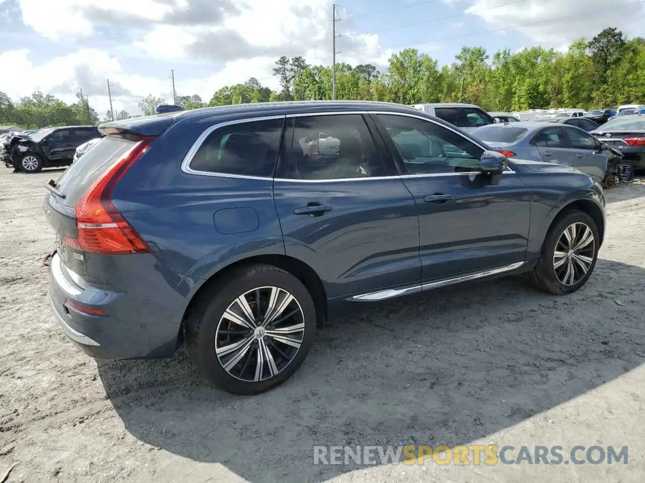 3 Photograph of a damaged car YV4L12DN5P1212759 VOLVO XC60 PLUS 2023