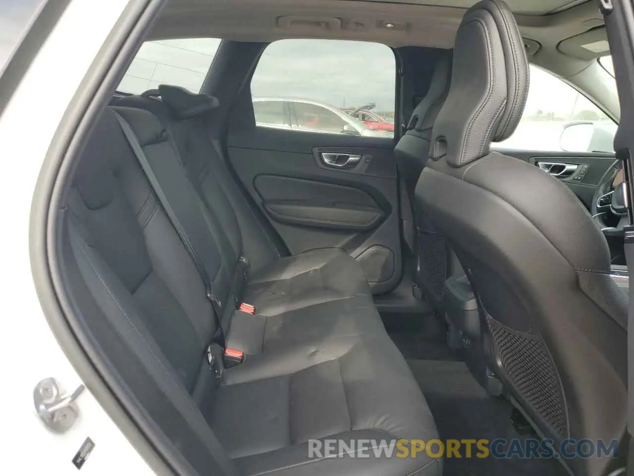 11 Photograph of a damaged car YV4L12RE2P1338733 VOLVO XC60 PLUS 2023