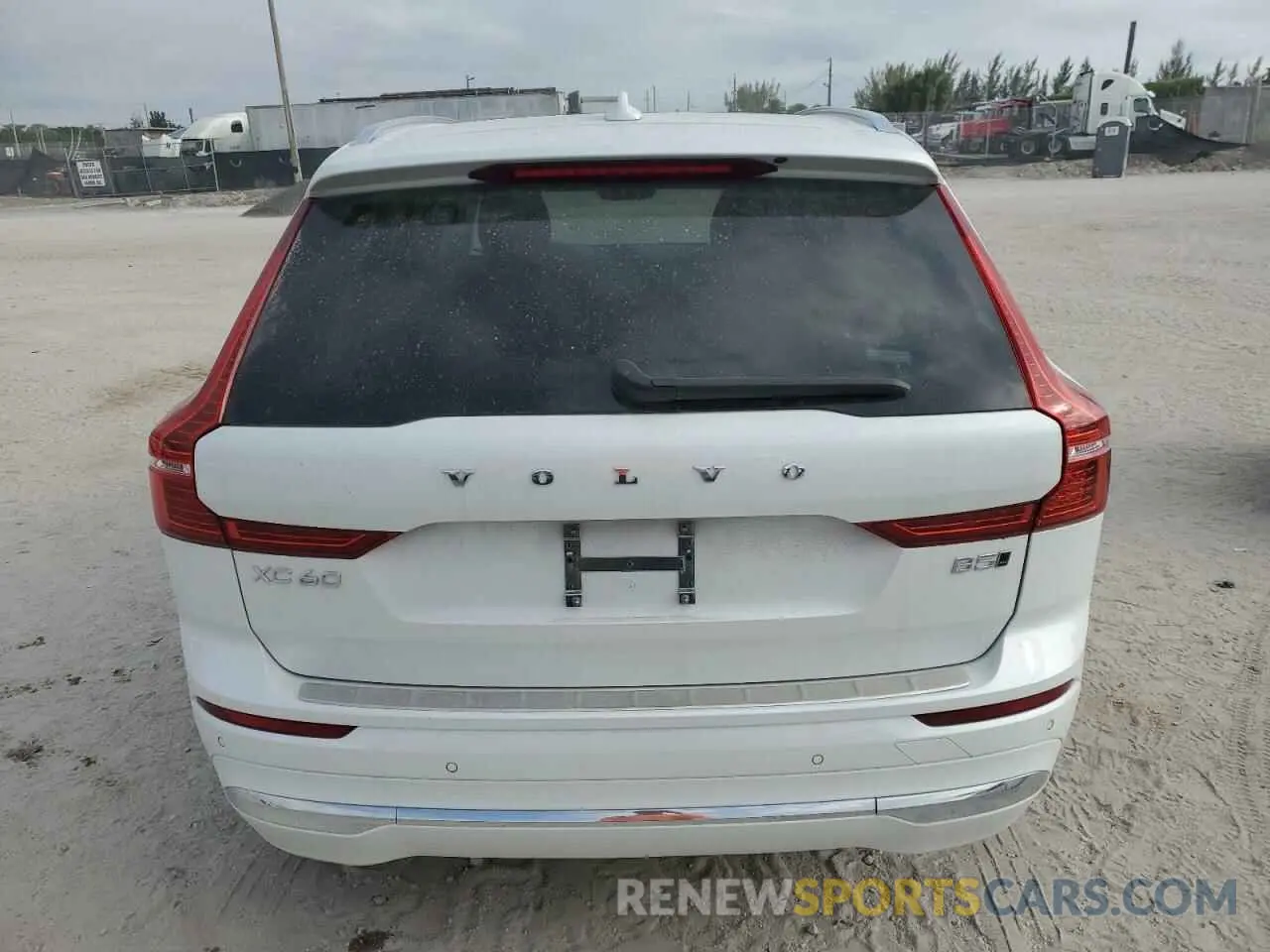 6 Photograph of a damaged car YV4L12RE2P1338733 VOLVO XC60 PLUS 2023