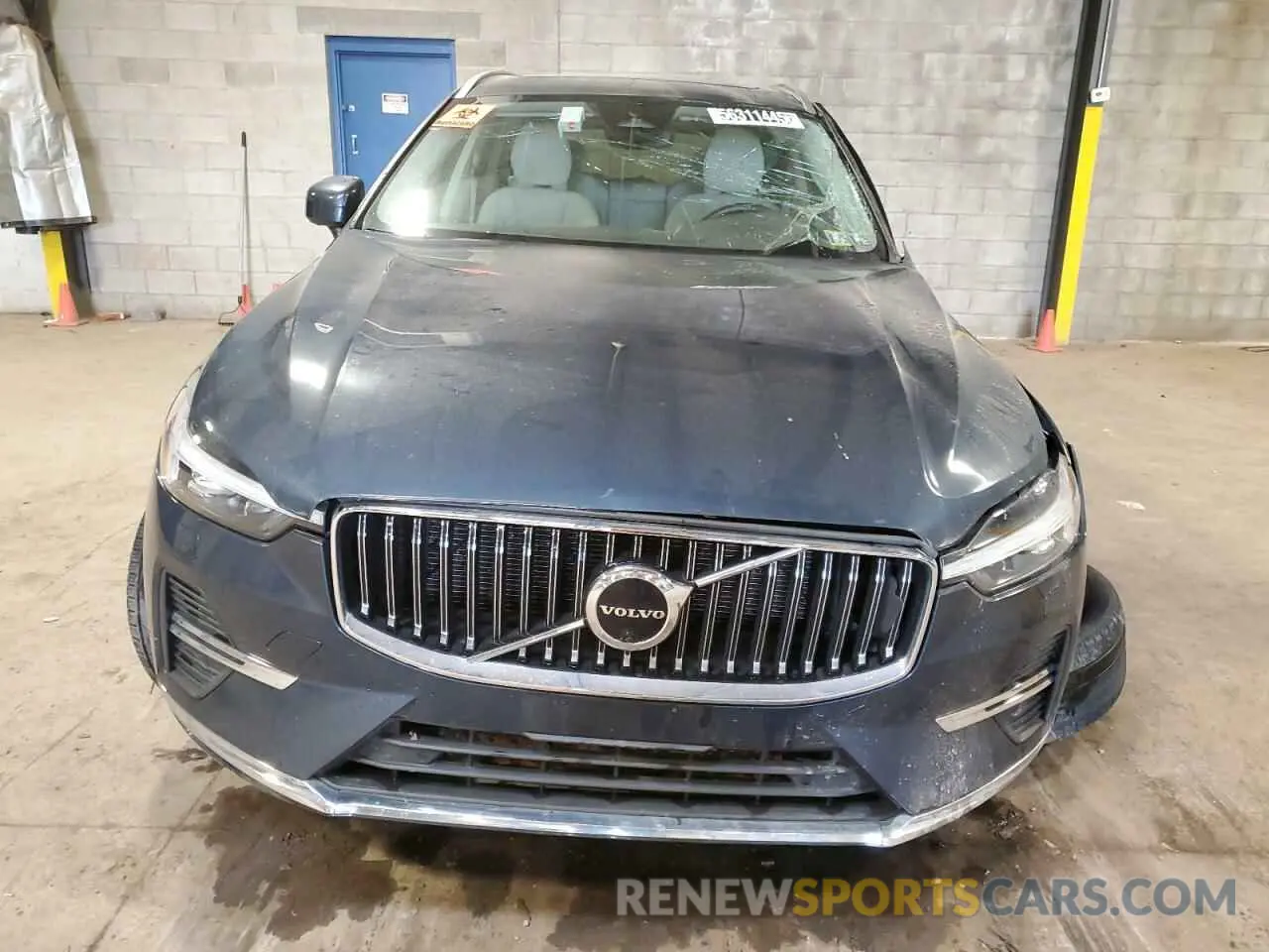 5 Photograph of a damaged car YV4L12RN1P1384974 VOLVO XC60 PLUS 2023