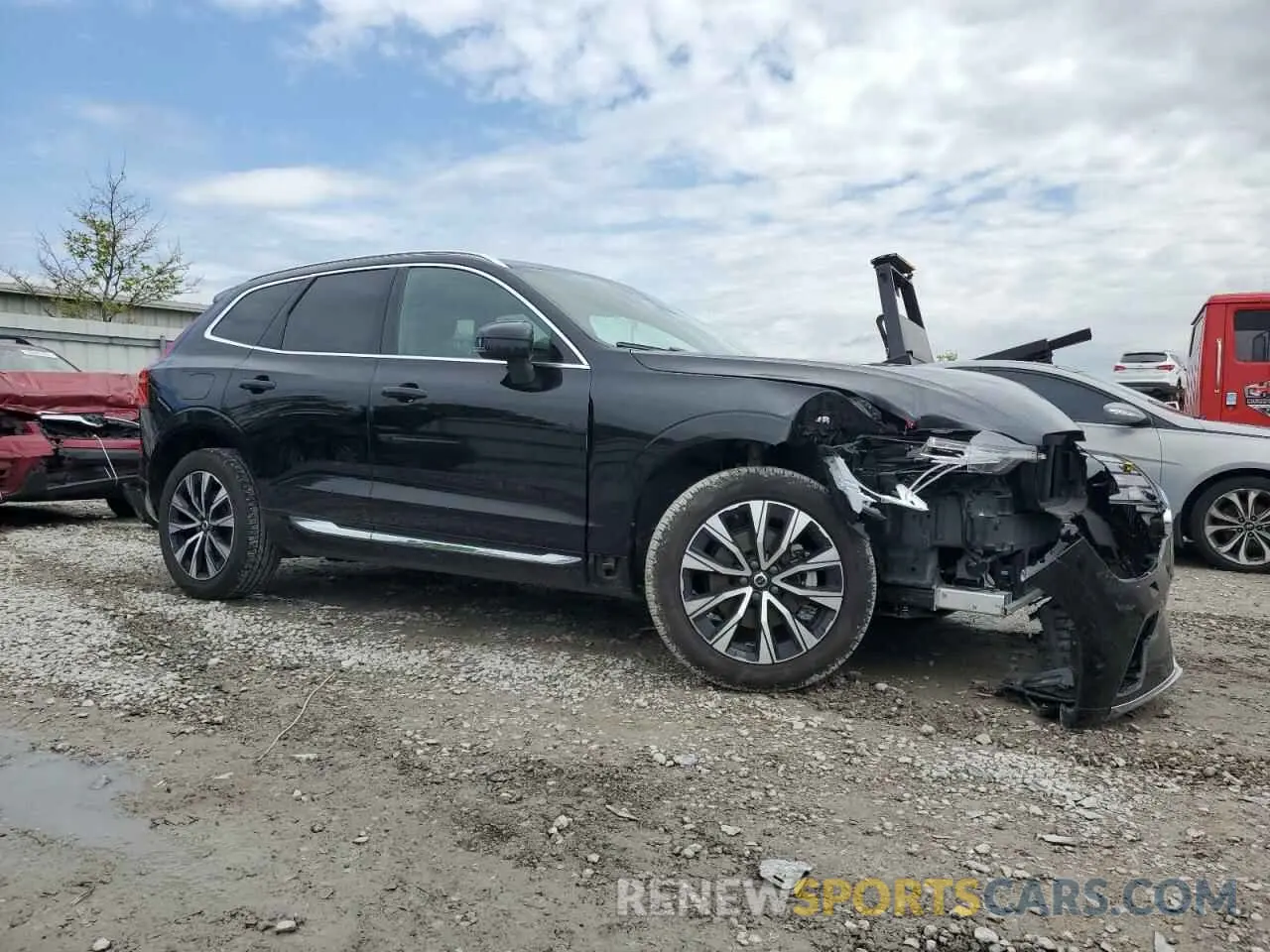 4 Photograph of a damaged car YV4L12RN9P1391171 VOLVO XC60 PLUS 2023