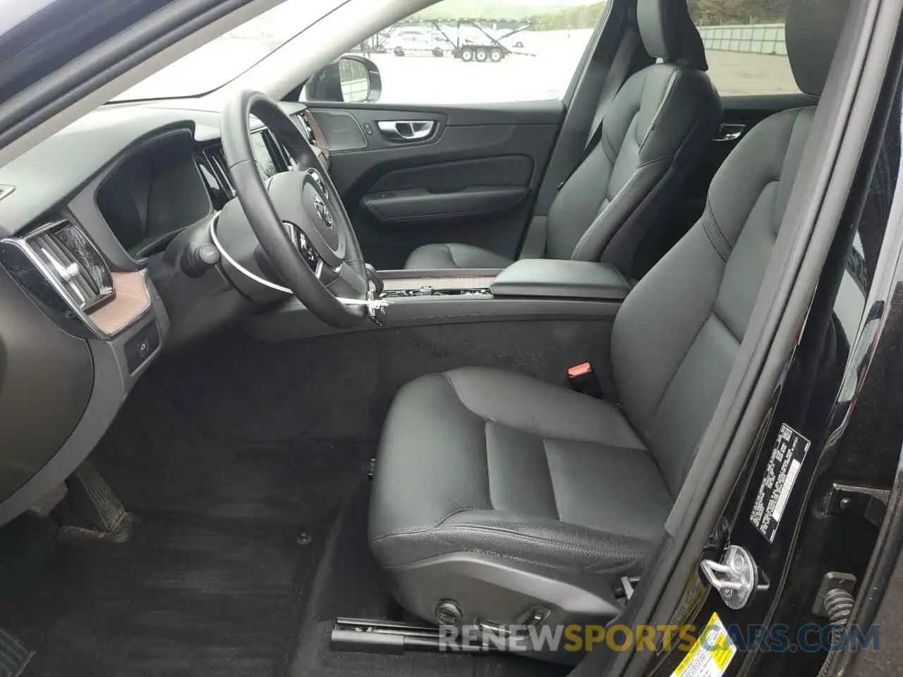 7 Photograph of a damaged car YV4L12RNXP1300408 VOLVO XC60 PLUS 2023