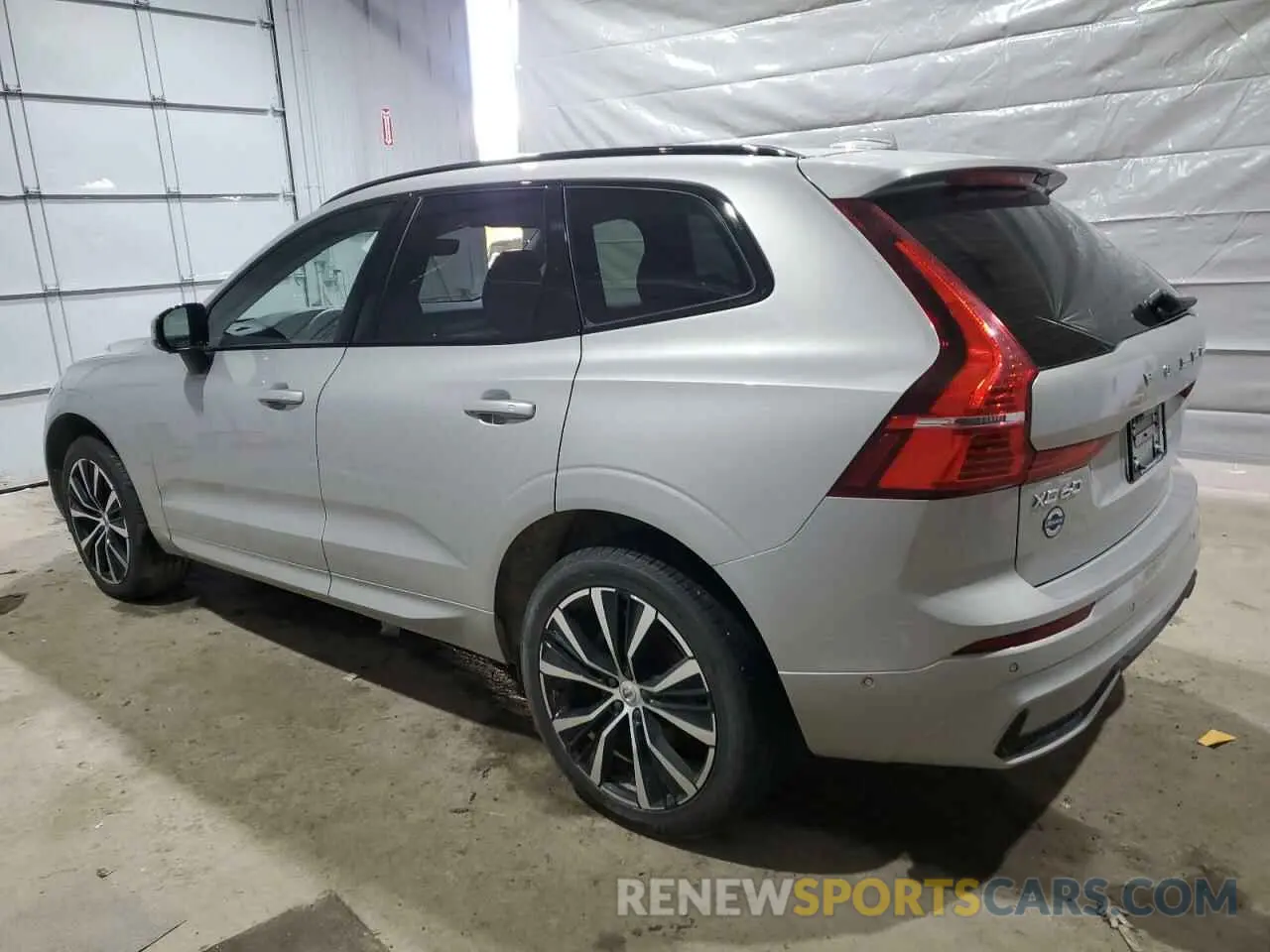 2 Photograph of a damaged car YV4L12RW7P1311049 VOLVO XC60 PLUS 2023