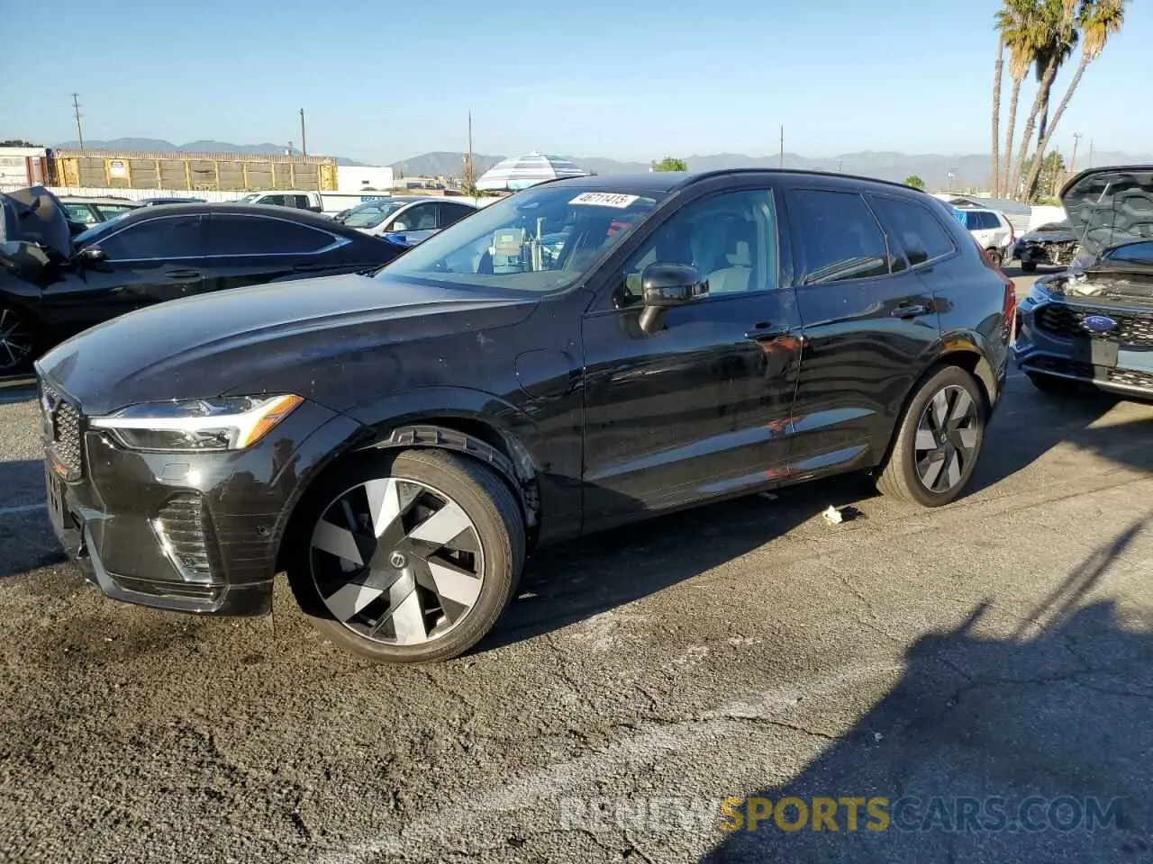 1 Photograph of a damaged car YV4H60DL2R1896845 VOLVO XC60 PLUS 2024