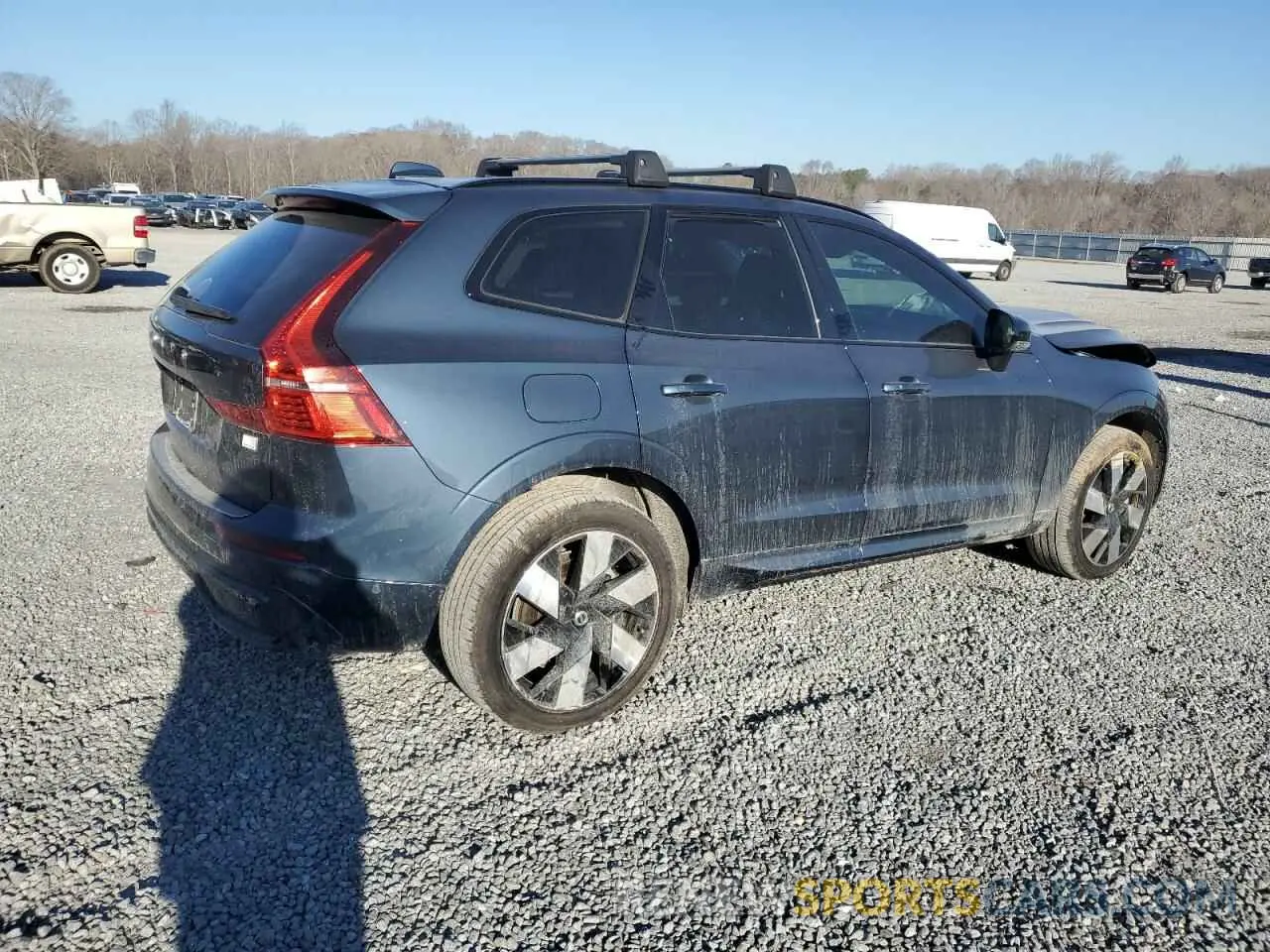 3 Photograph of a damaged car YV4H60DL3R1860775 VOLVO XC60 PLUS 2024