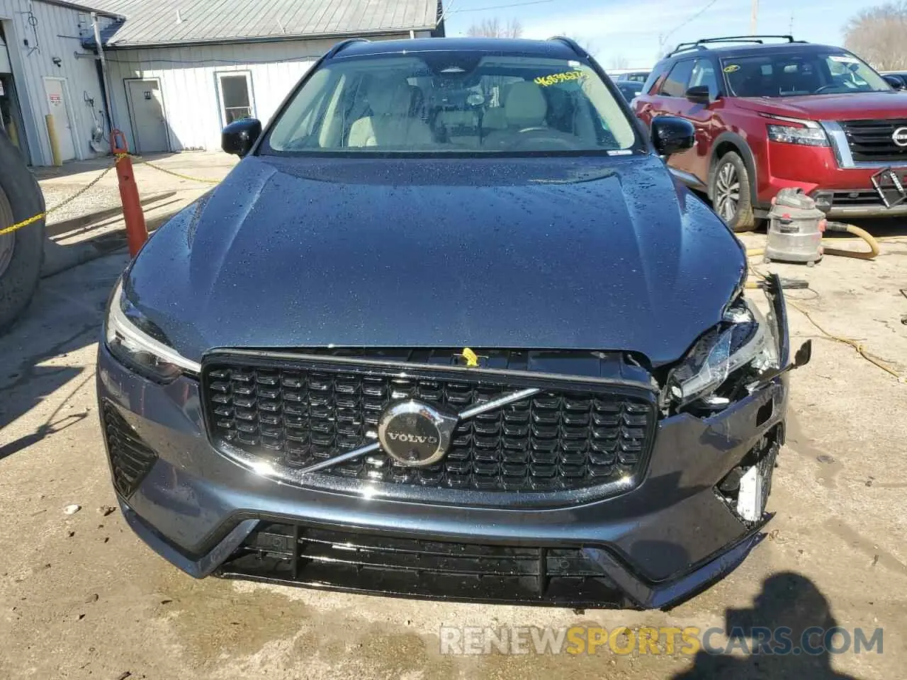 5 Photograph of a damaged car YV4L12RL1R1714128 VOLVO XC60 PLUS 2024