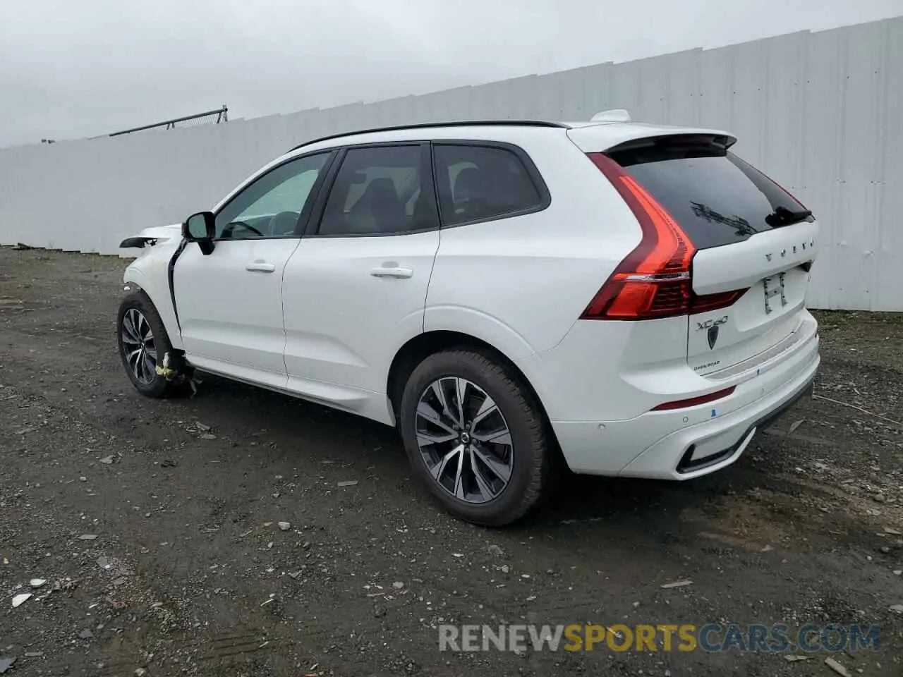 2 Photograph of a damaged car YV4L12RL1R1783966 VOLVO XC60 PLUS 2024