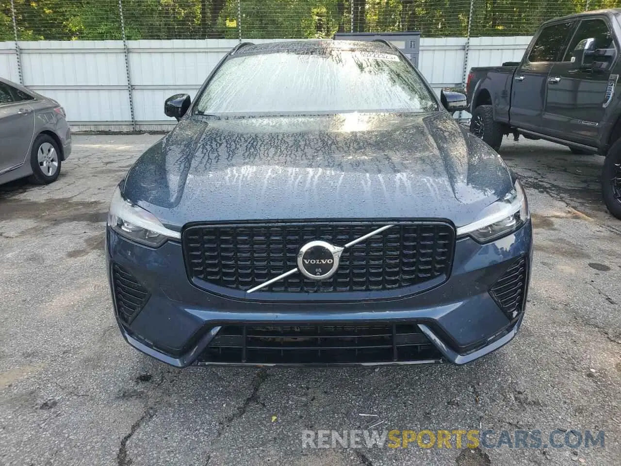 5 Photograph of a damaged car YV4L12RL3R1739158 VOLVO XC60 PLUS 2024
