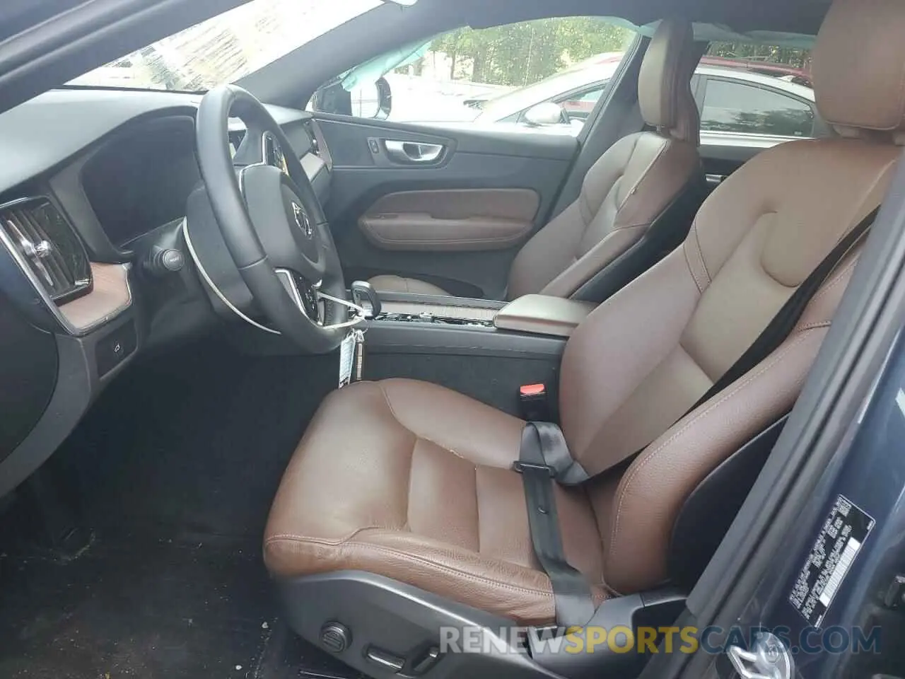 7 Photograph of a damaged car YV4L12RL3R1739158 VOLVO XC60 PLUS 2024