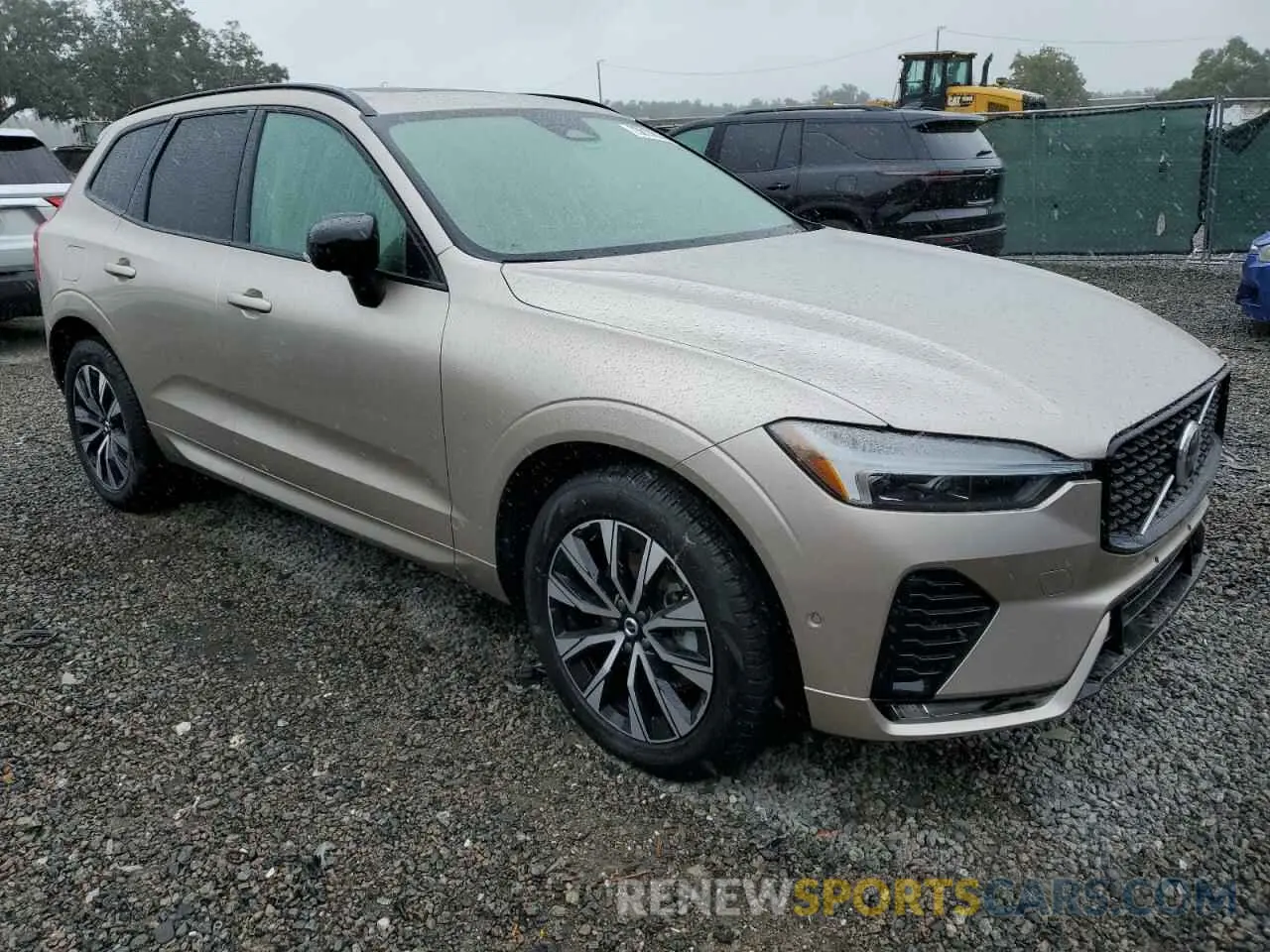4 Photograph of a damaged car YV4L12RL5R1799930 VOLVO XC60 PLUS 2024