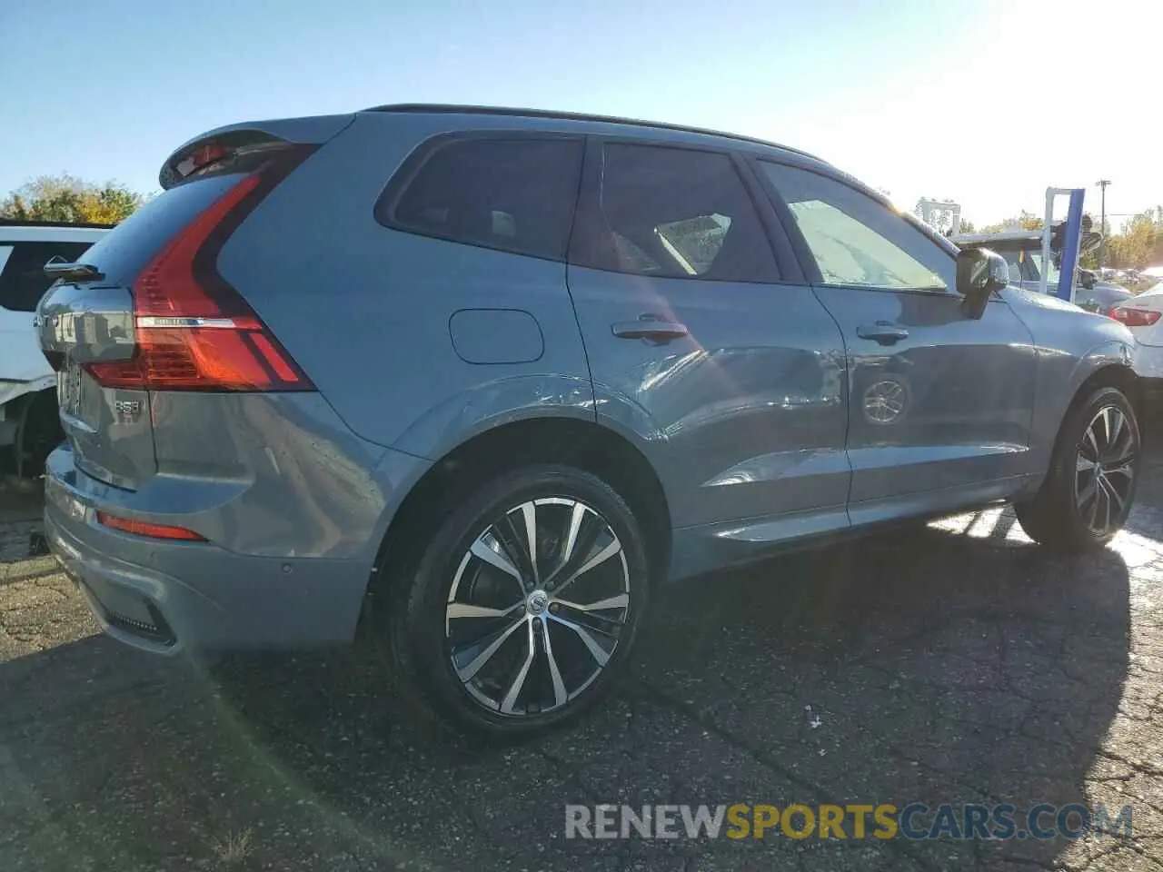 3 Photograph of a damaged car YV4L12RL5R1901985 VOLVO XC60 PLUS 2024
