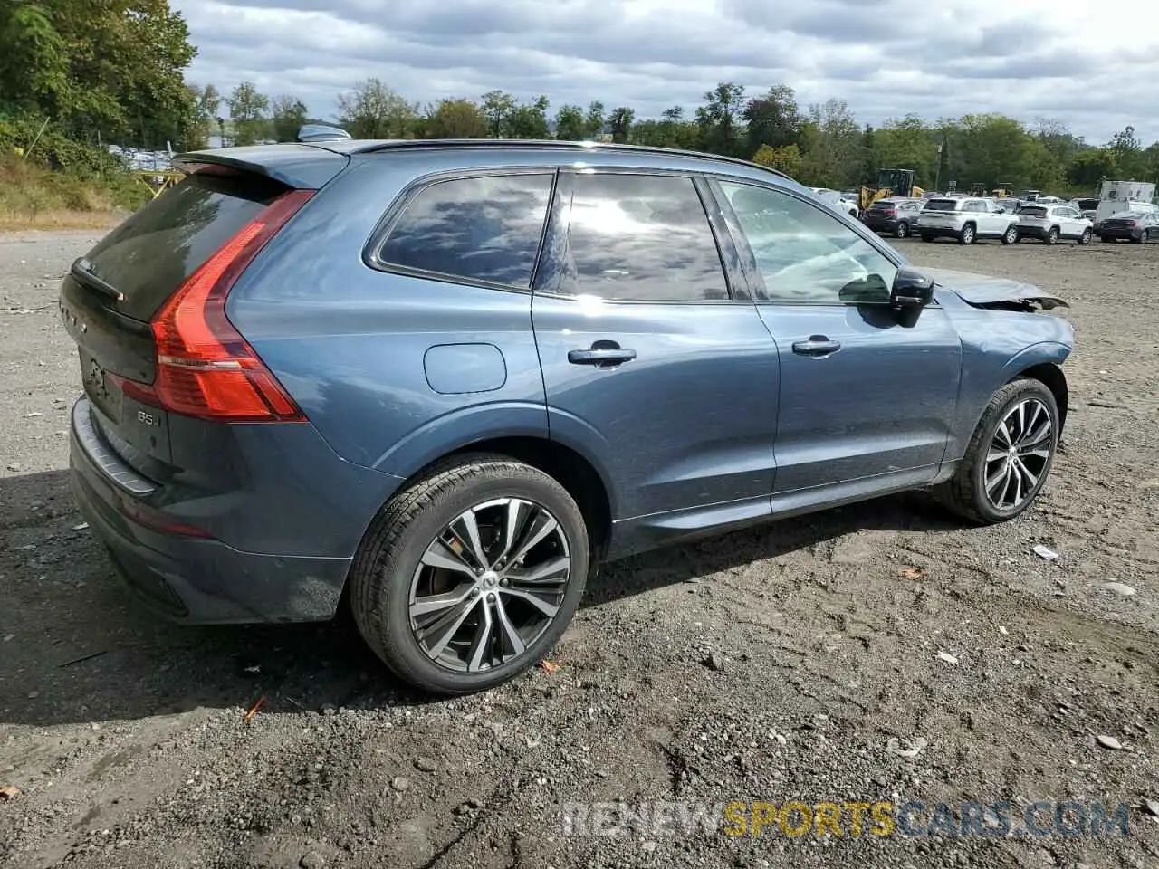 3 Photograph of a damaged car YV4L12RL7R1811172 VOLVO XC60 PLUS 2024