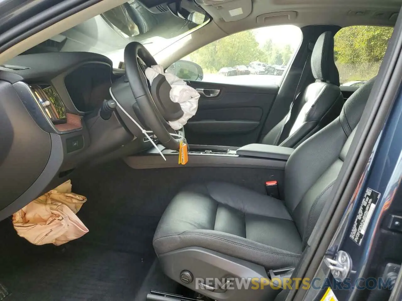 7 Photograph of a damaged car YV4L12RL7R1811172 VOLVO XC60 PLUS 2024