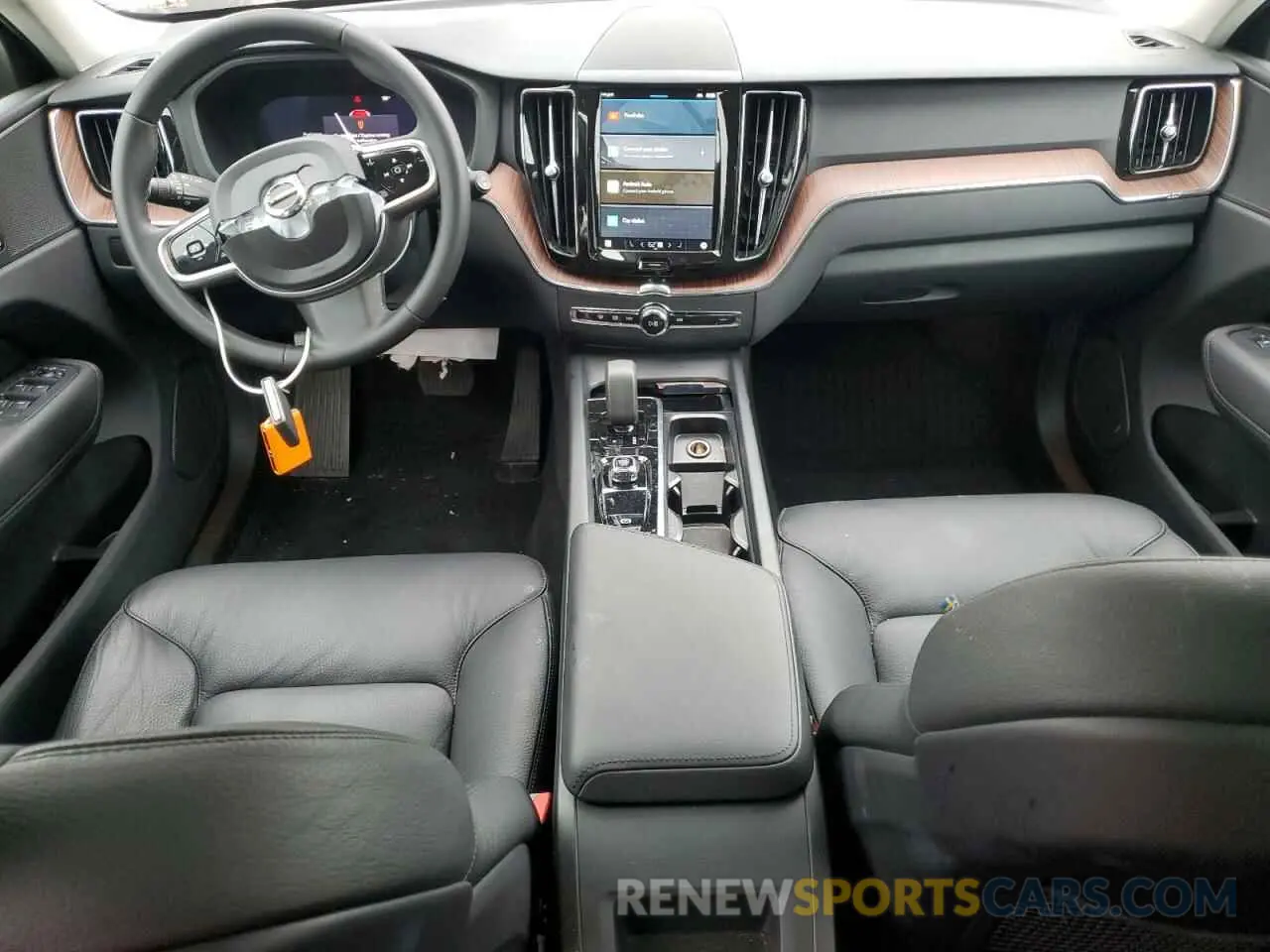 8 Photograph of a damaged car YV4L12RL8R1835609 VOLVO XC60 PLUS 2024