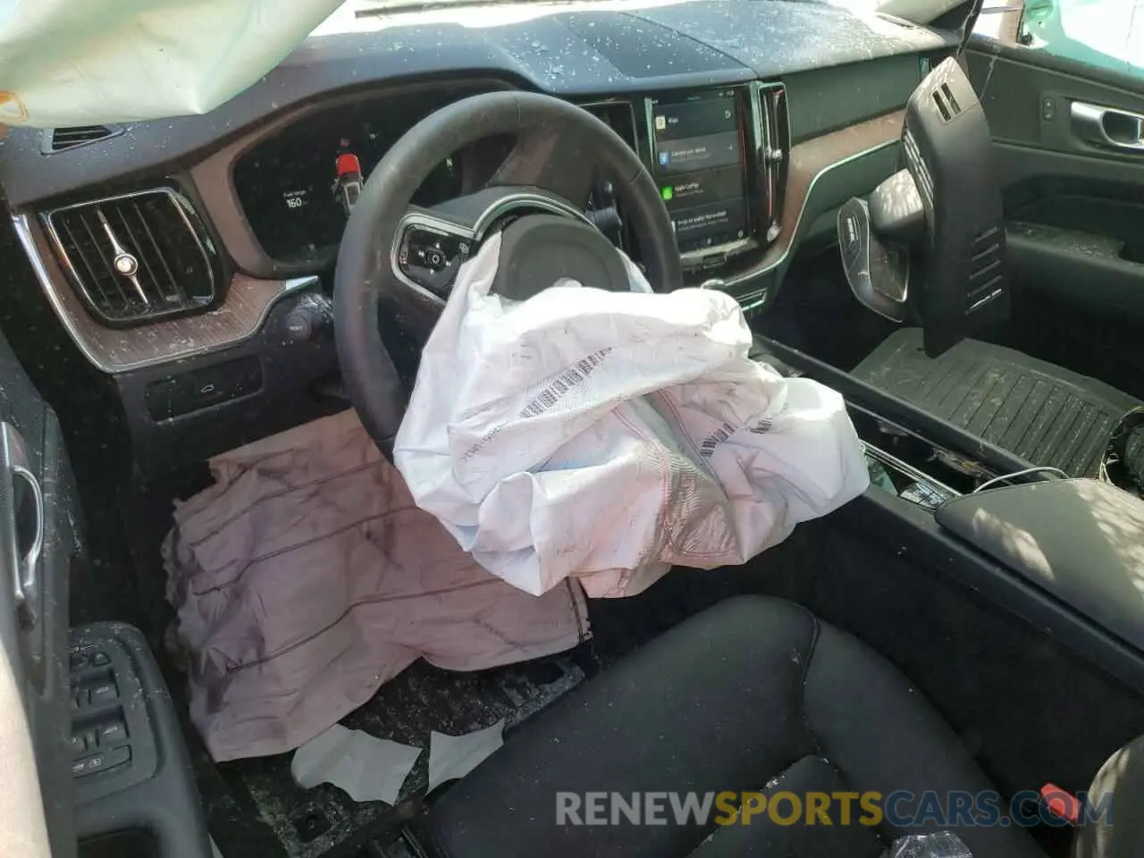 8 Photograph of a damaged car YV4L12RL9R1929370 VOLVO XC60 PLUS 2024