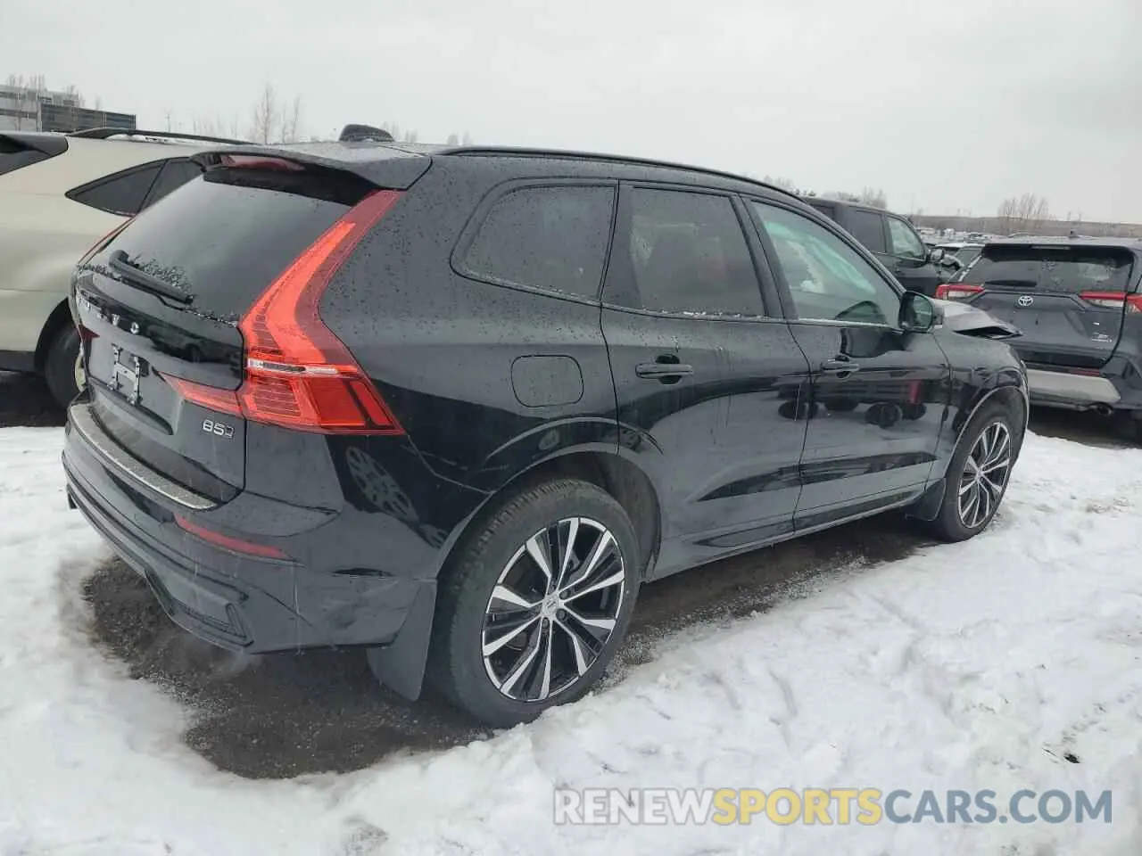3 Photograph of a damaged car LYVM12RC4SB009961 VOLVO XC60 PLUS 2025