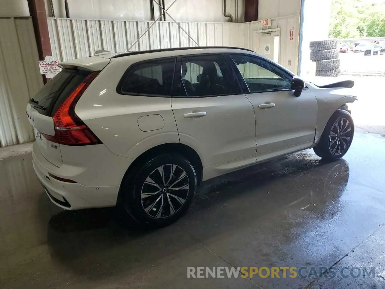 3 Photograph of a damaged car YV4M12RC5S1118742 VOLVO XC60 PLUS 2025