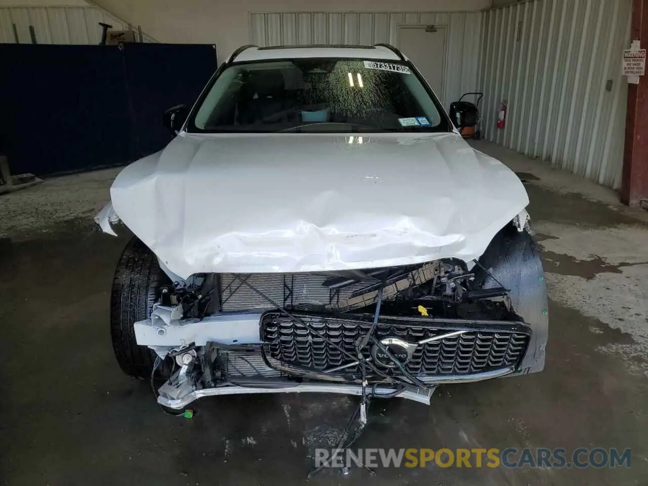 5 Photograph of a damaged car YV4M12RC5S1118742 VOLVO XC60 PLUS 2025
