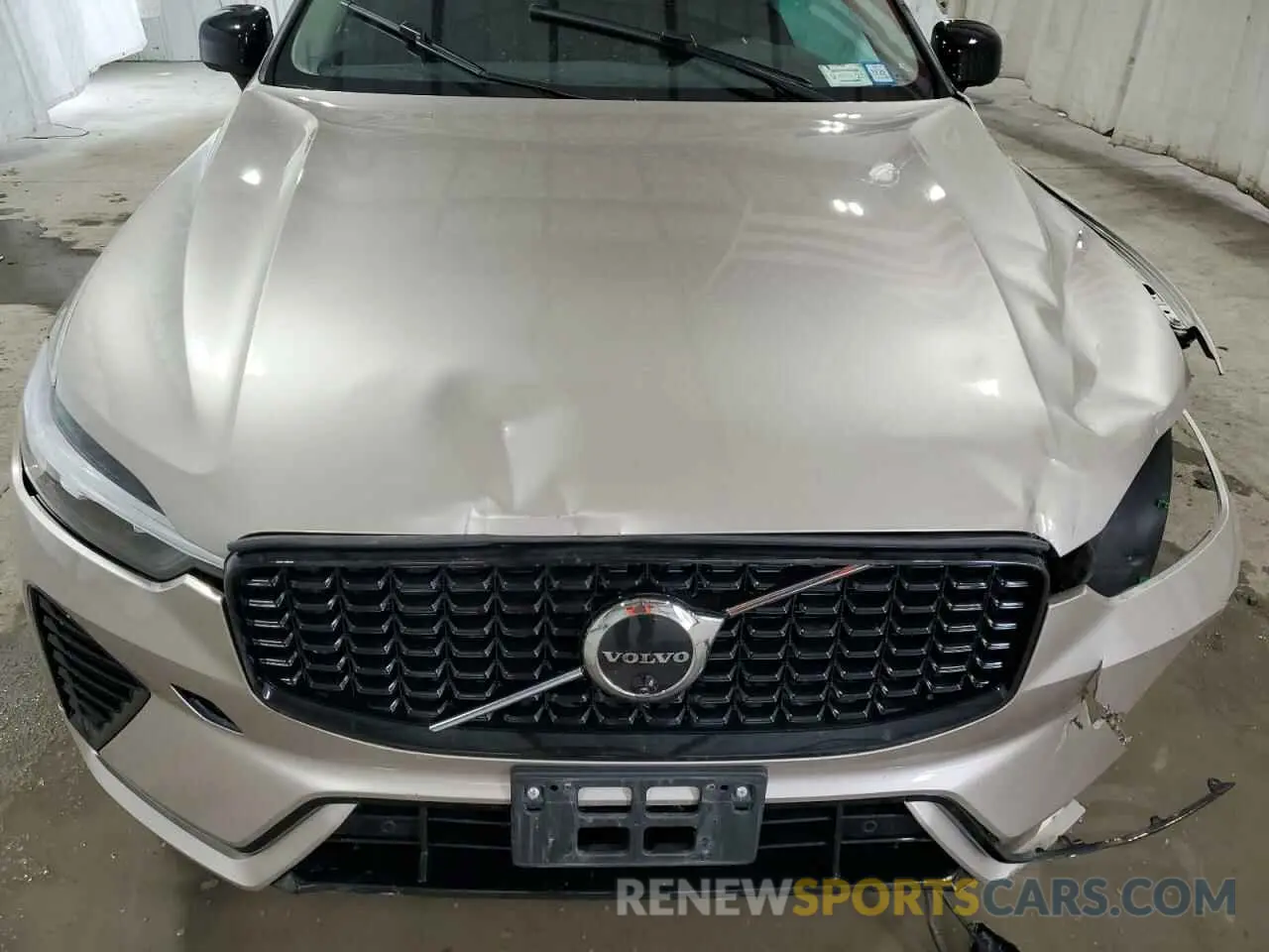 12 Photograph of a damaged car YV4M12RC7S1092936 VOLVO XC60 PLUS 2025