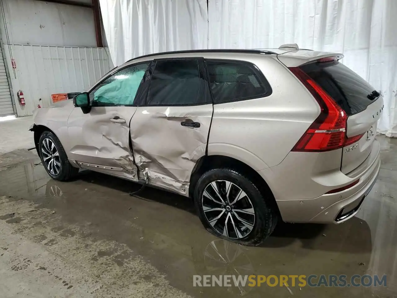 2 Photograph of a damaged car YV4M12RC7S1092936 VOLVO XC60 PLUS 2025