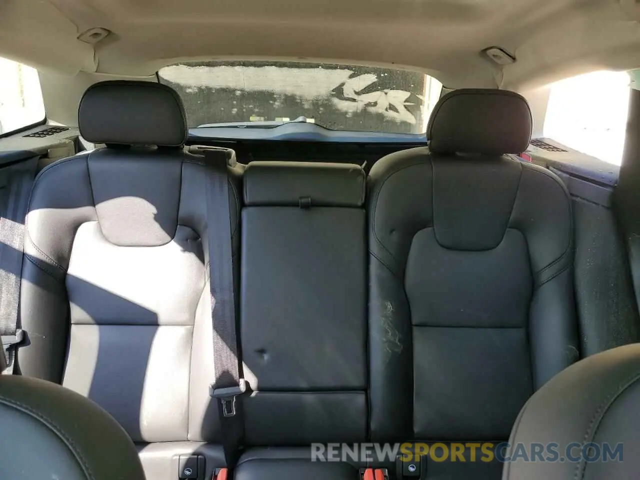10 Photograph of a damaged car YV4M12RCXS1081381 VOLVO XC60 PLUS 2025