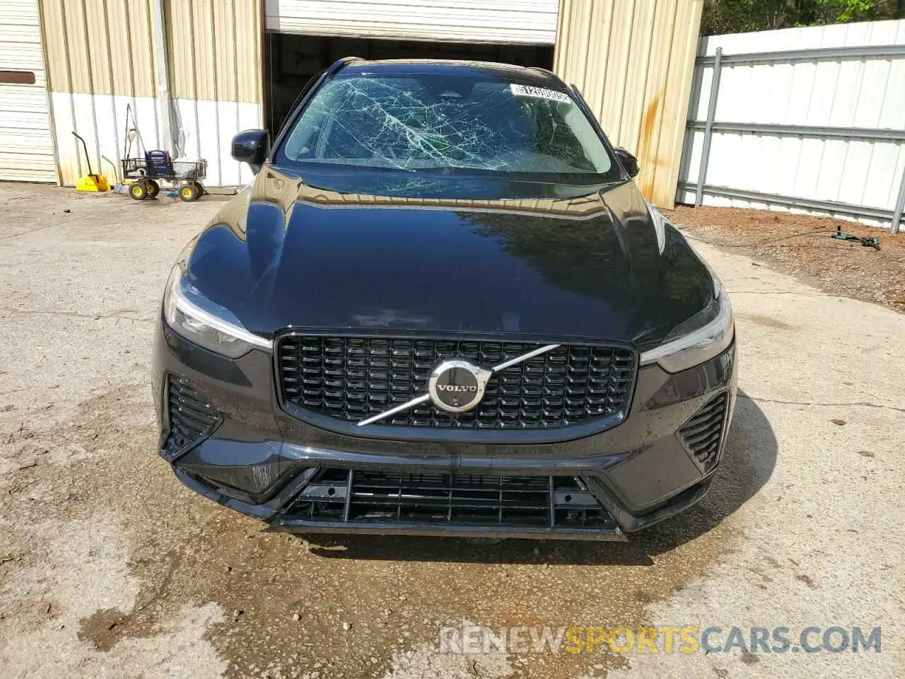 5 Photograph of a damaged car YV4M12RCXS1081381 VOLVO XC60 PLUS 2025